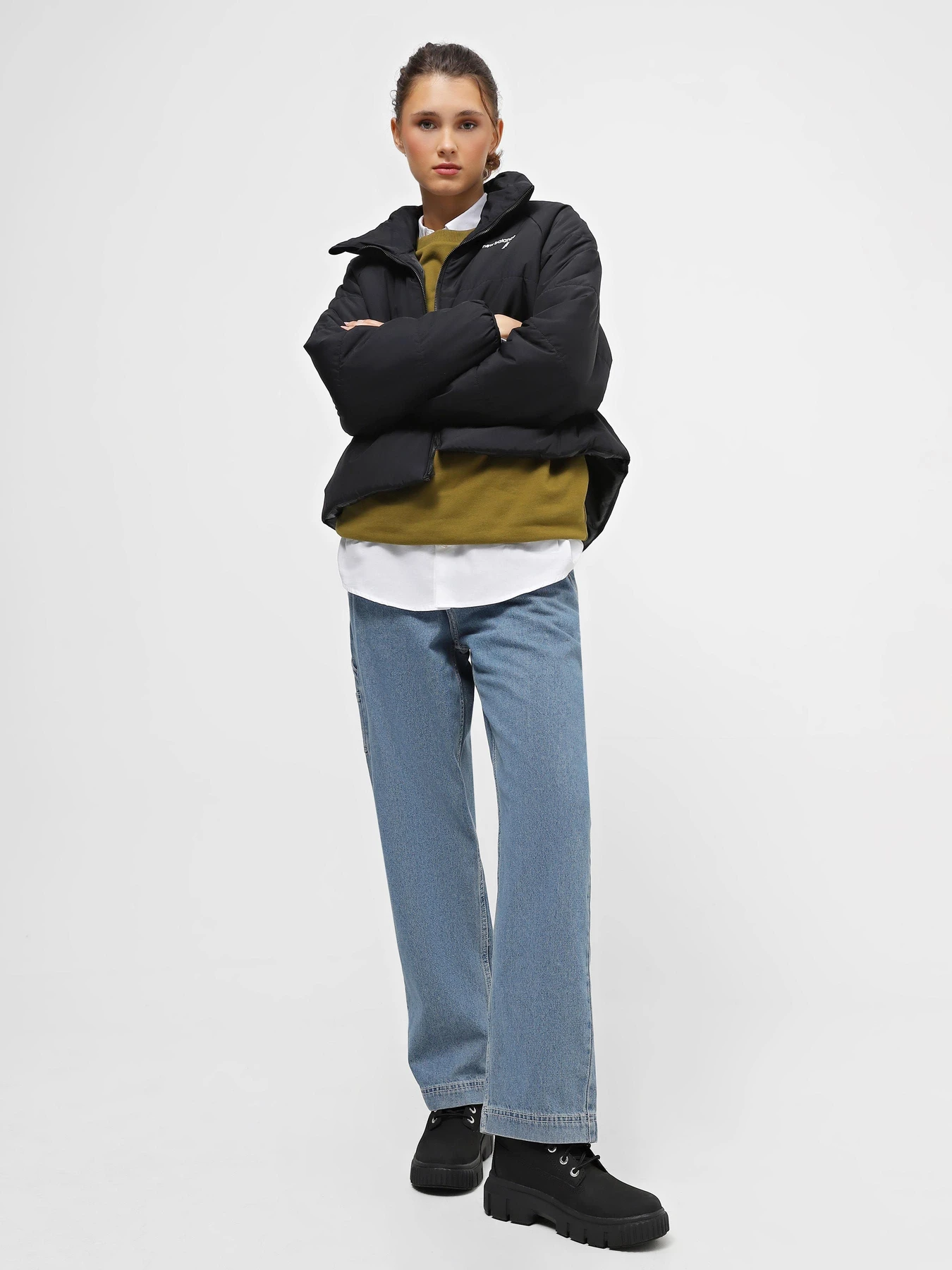Куртки и дубленки New Balance NB Classic Puffer модель WJ13801BK Куртки и дубленки New Balance NB Classic Puffer модель WJ13801BK Фото