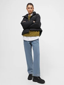 Куртки и дубленки New Balance NB Classic Puffer модель WJ13801BK Фото