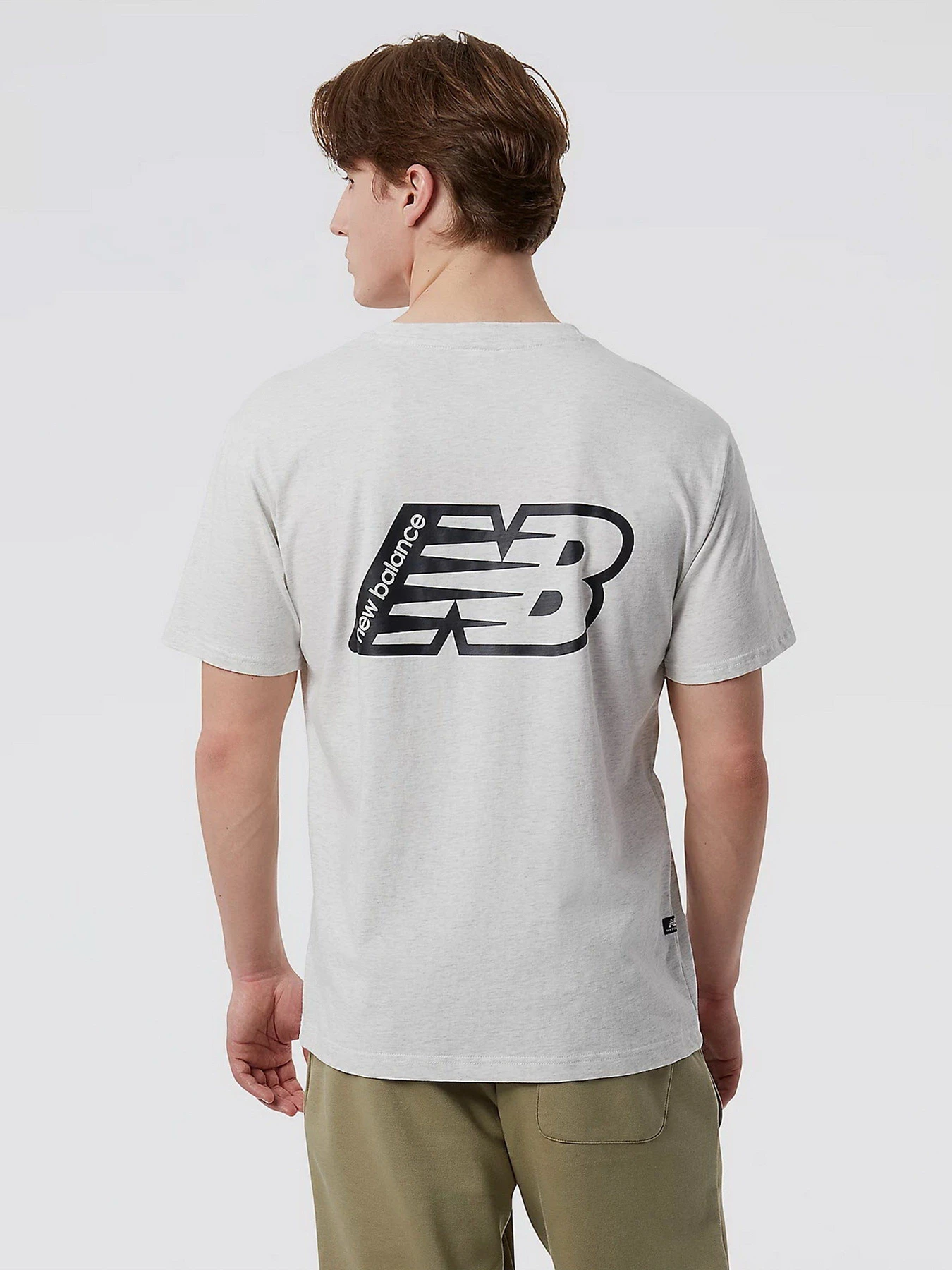 Футболки і поло New Balance Essentials Graphic модель MT23514SAH Футболки і поло New Balance Essentials Graphic модель MT23514SAH Фото