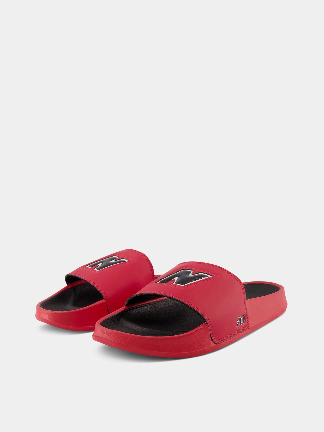 Шлёпанцы New Balance 200 модель SUF200F2 Шлёпанцы New Balance 200 модель SUF200F2 Фото