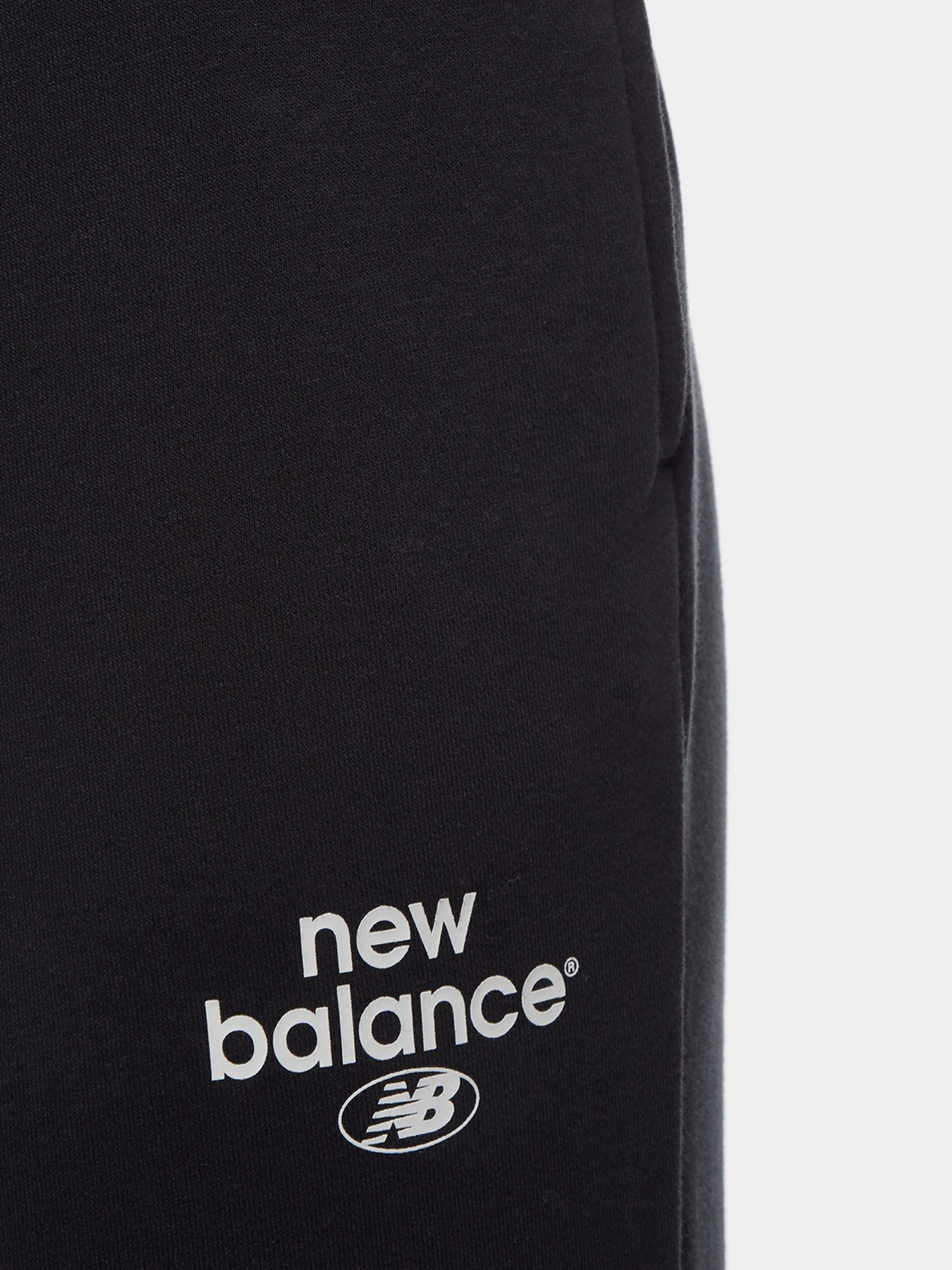 Брюки New Balance Essentials Reimagined Arch модель WP31508BK Фото