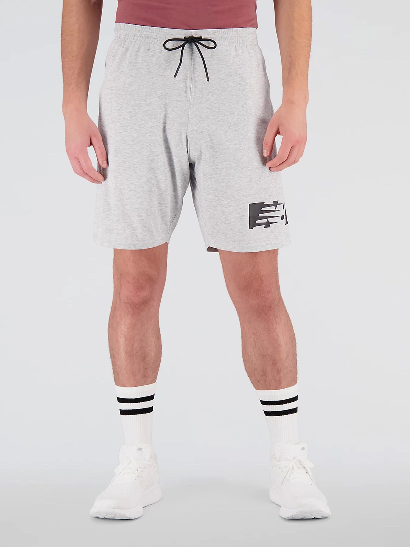 Шорты New Balance Heathertech модель MS21073AG Шорты New Balance Heathertech модель MS21073AG Фото