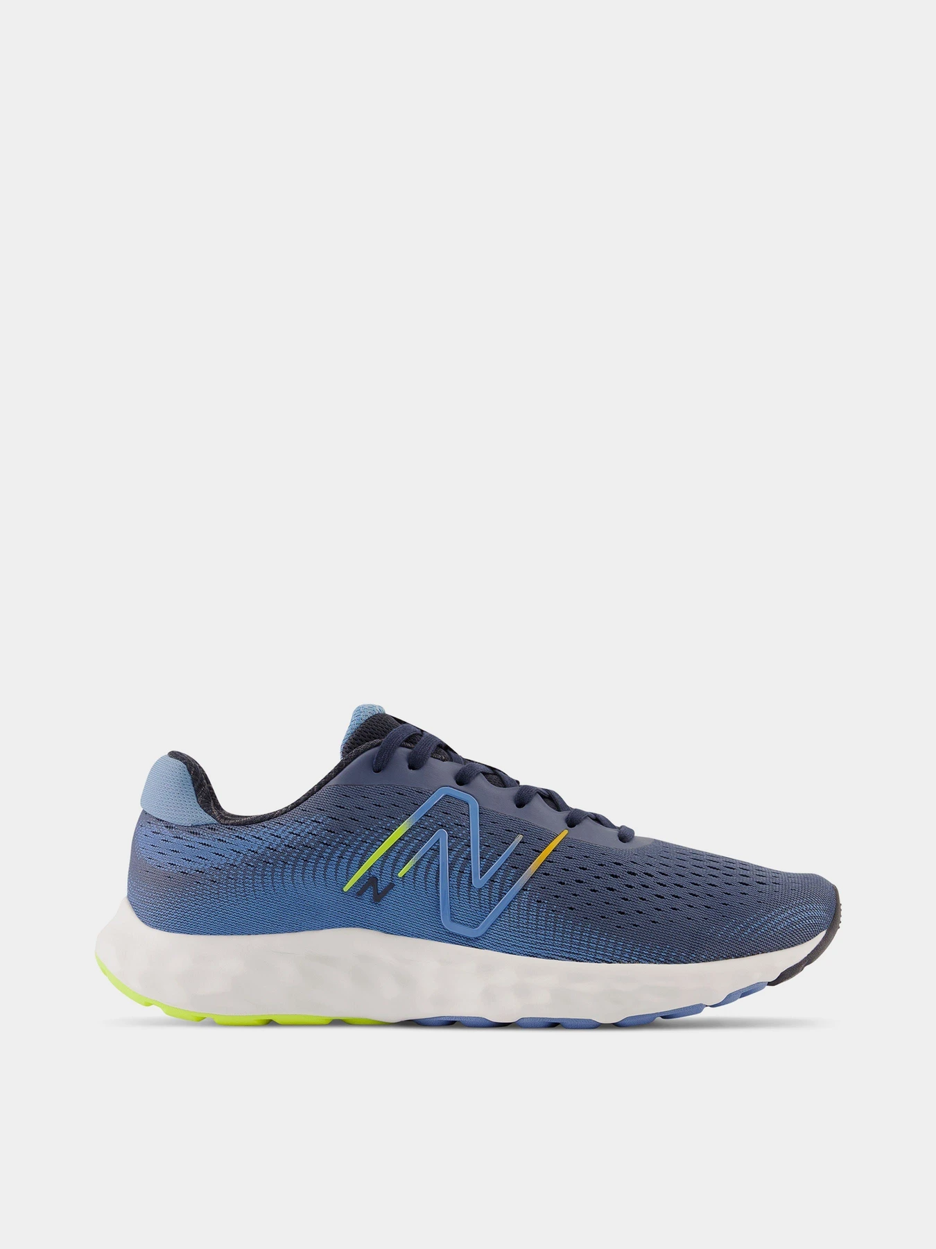 Кросівки New Balance 520 модель M520CN8 Кросівки New Balance 520 модель M520CN8 Фото