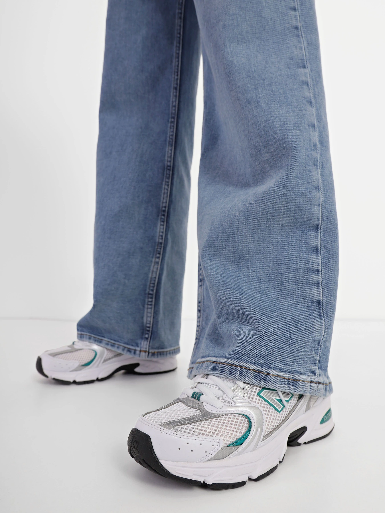 Кросівки New Balance 530 модель MR530AB Кросівки New Balance 530 модель MR530AB Фото