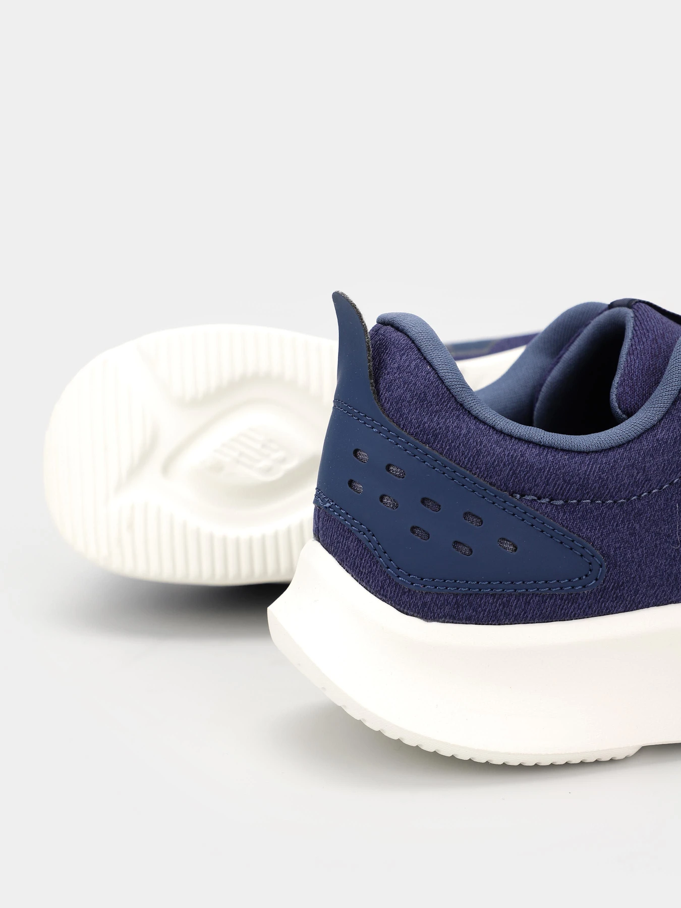 Кросівки New Balance 430 V2 модель ME430RN2 Кросівки New Balance 430 V2 модель ME430RN2 Фото