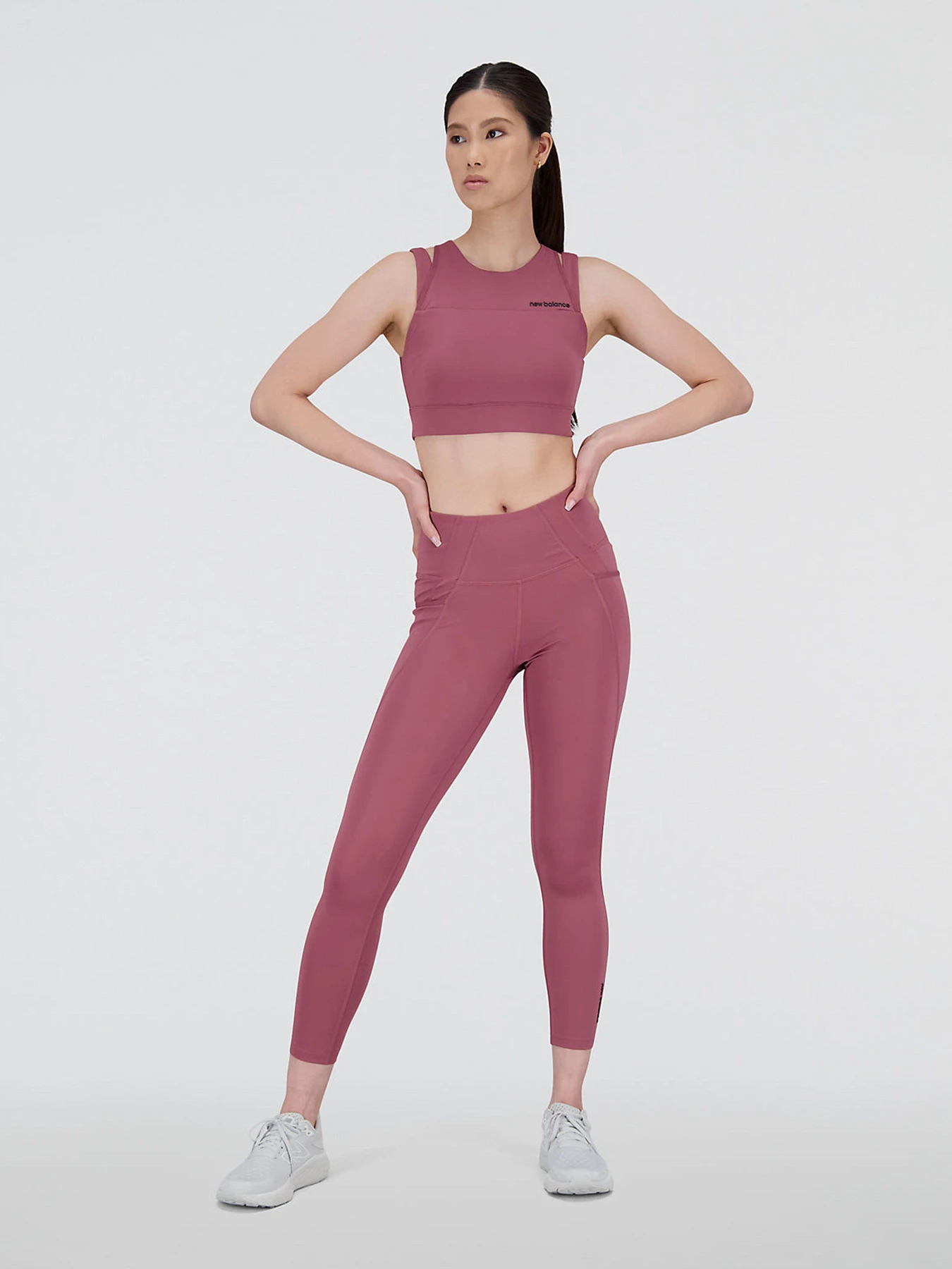 Брюки New Balance Shape Shield модель WP21112WAD Брюки New Balance Shape Shield модель WP21112WAD Фото