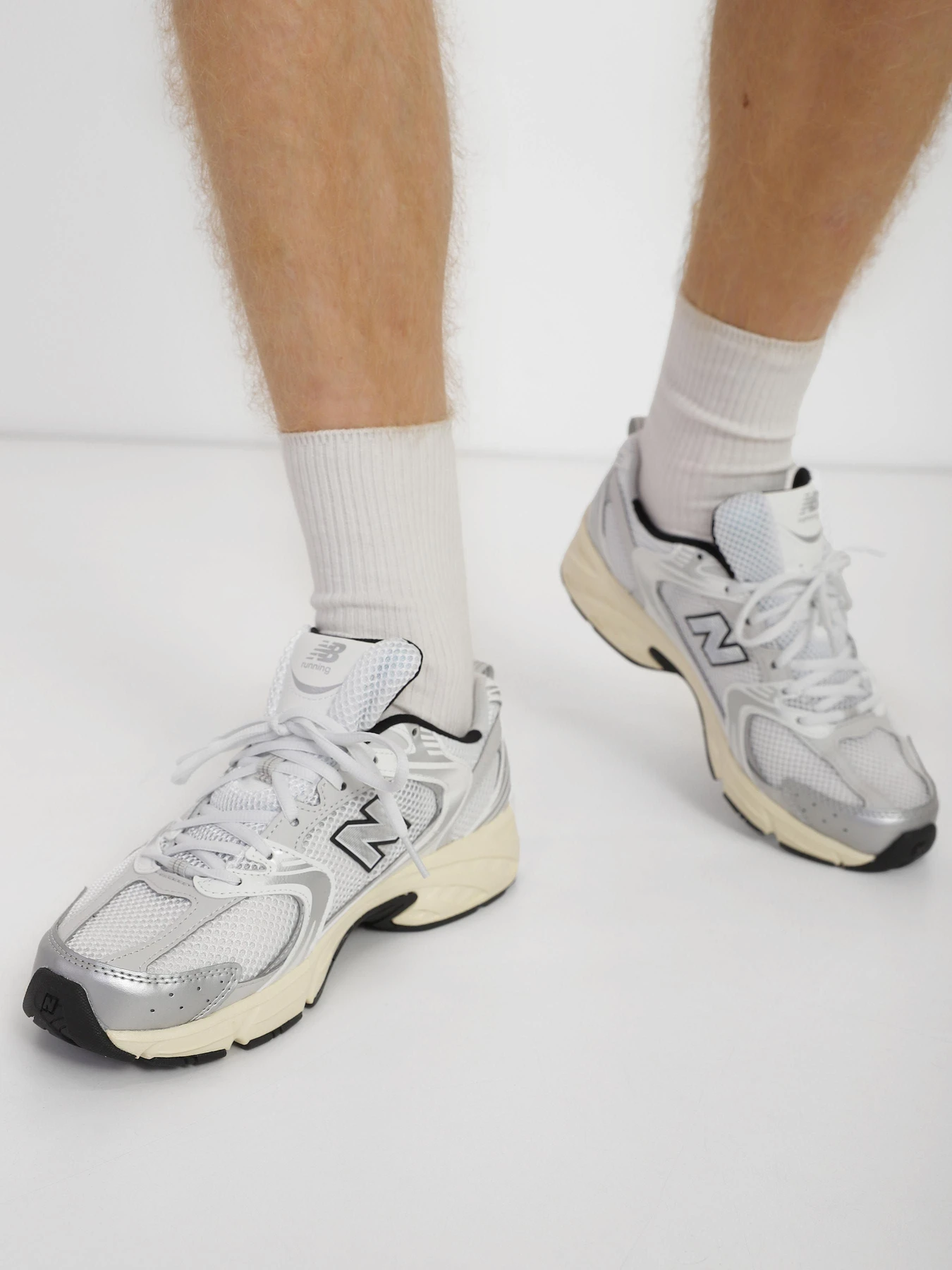 Кроссовки New Balance 530 модель MR530TA Кроссовки New Balance 530 модель MR530TA Фото