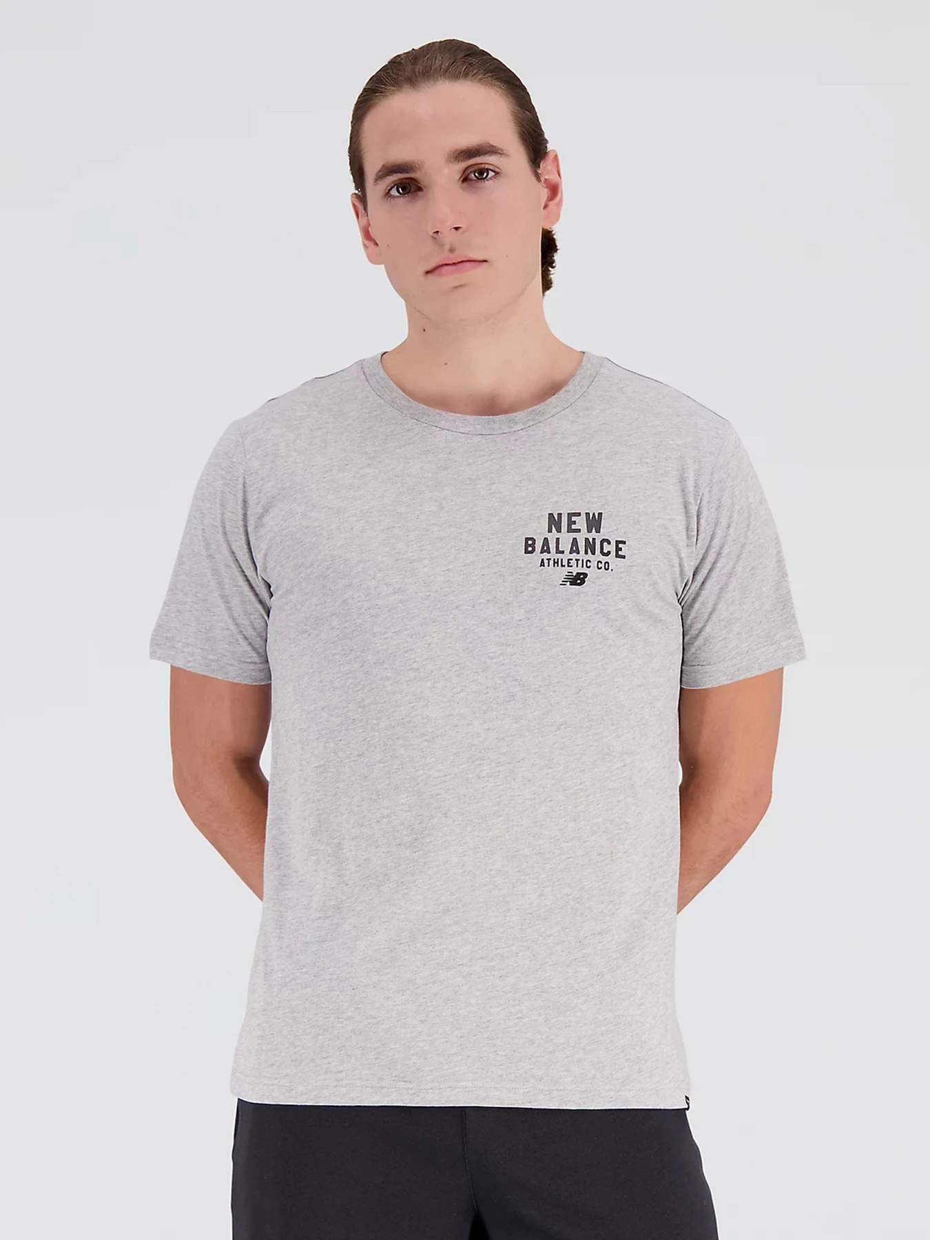 Футболки и поло New Balance Sport Core Graphic модель MT31909AG Футболки и поло New Balance Sport Core Graphic модель MT31909AG Фото