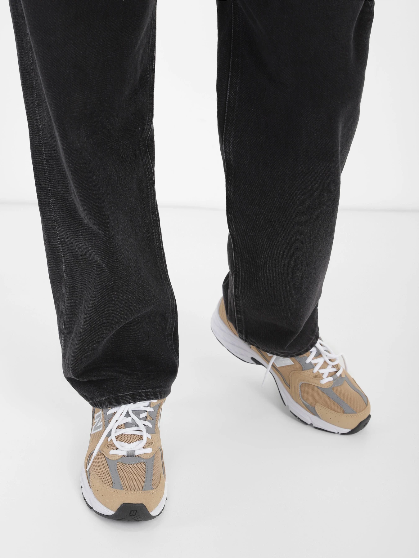 Кросівки New Balance 530 модель MR530CJ Кросівки New Balance 530 модель MR530CJ Фото