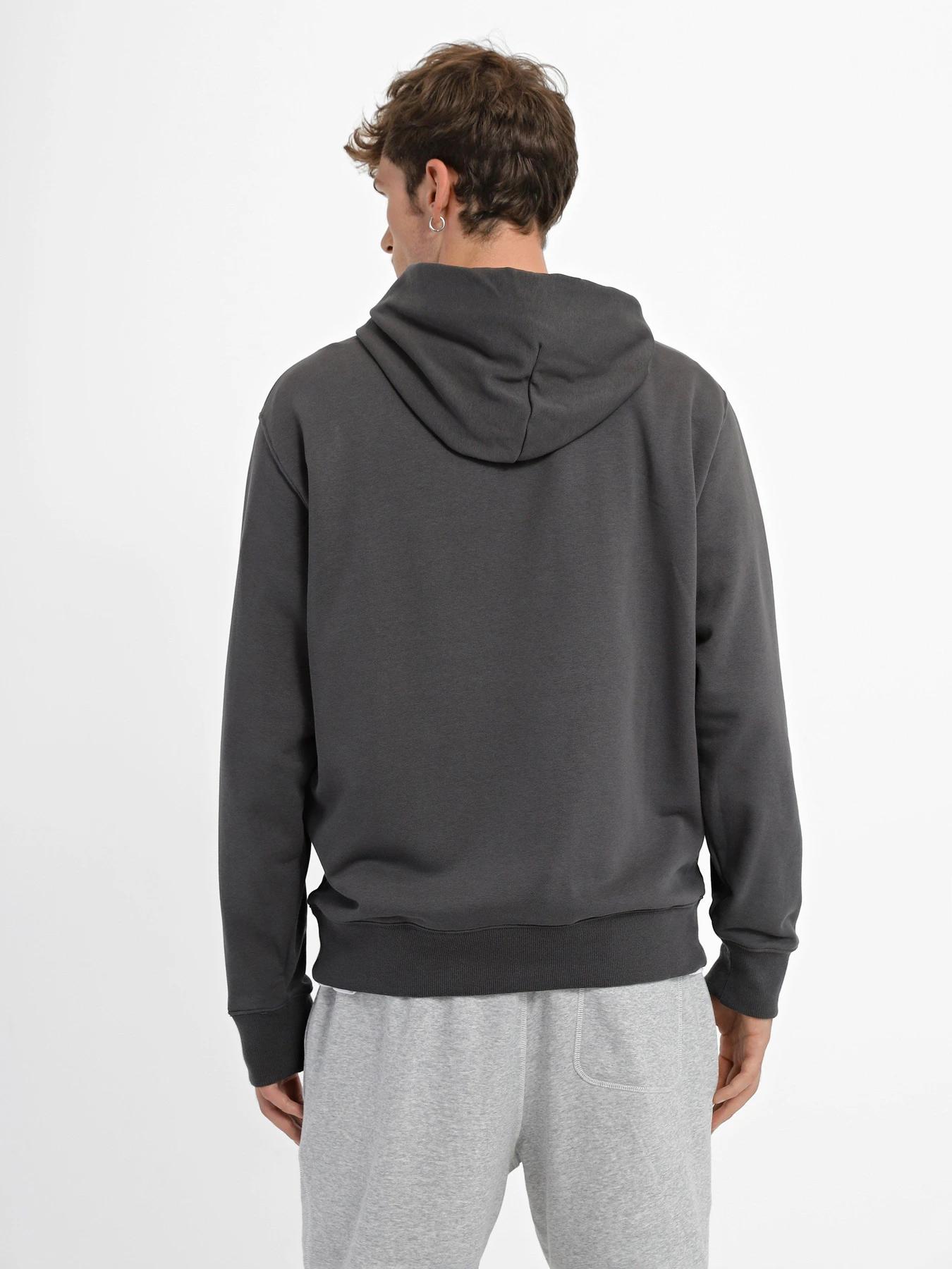 Худі та світшоти New Balance Essentials Varsity модель MT33553ACK Худі та світшоти New Balance Essentials Varsity модель MT33553ACK Фото