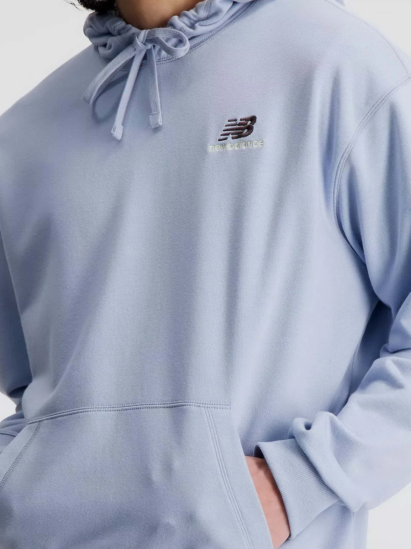 Худи и свитшоты New Balance Uni-ssentials модель UT21500LAY Худи и свитшоты New Balance Uni-ssentials модель UT21500LAY Фото