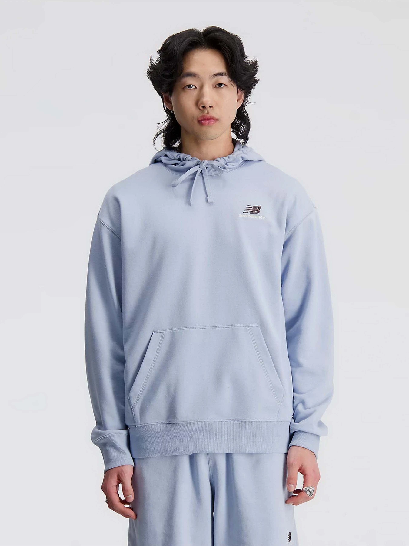 Худи и свитшоты New Balance Uni-ssentials модель UT21500LAY Худи и свитшоты New Balance Uni-ssentials модель UT21500LAY Фото