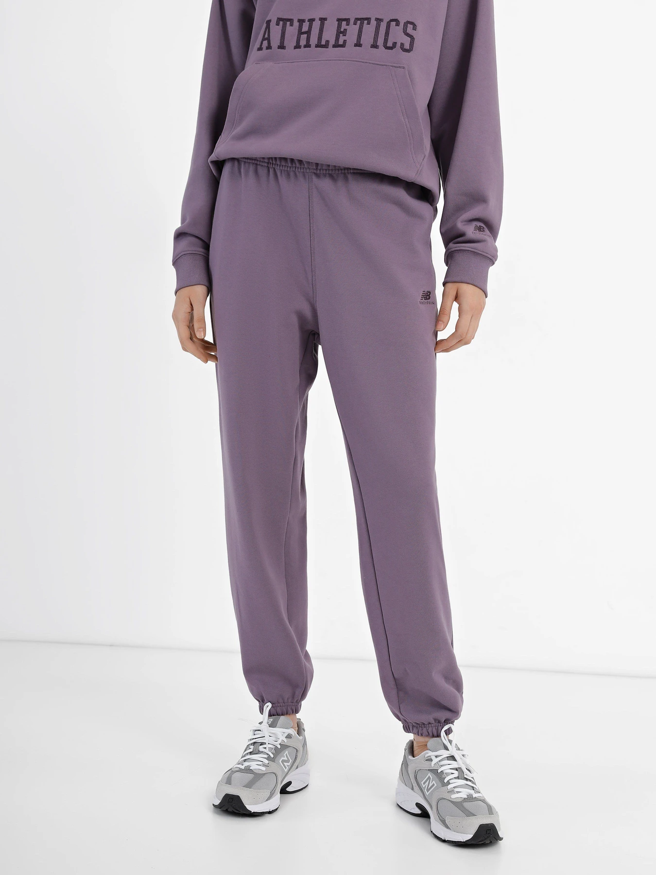 Брюки New Balance Athletics 90's модель WP31503SHW Брюки New Balance Athletics 90's модель WP31503SHW Фото
