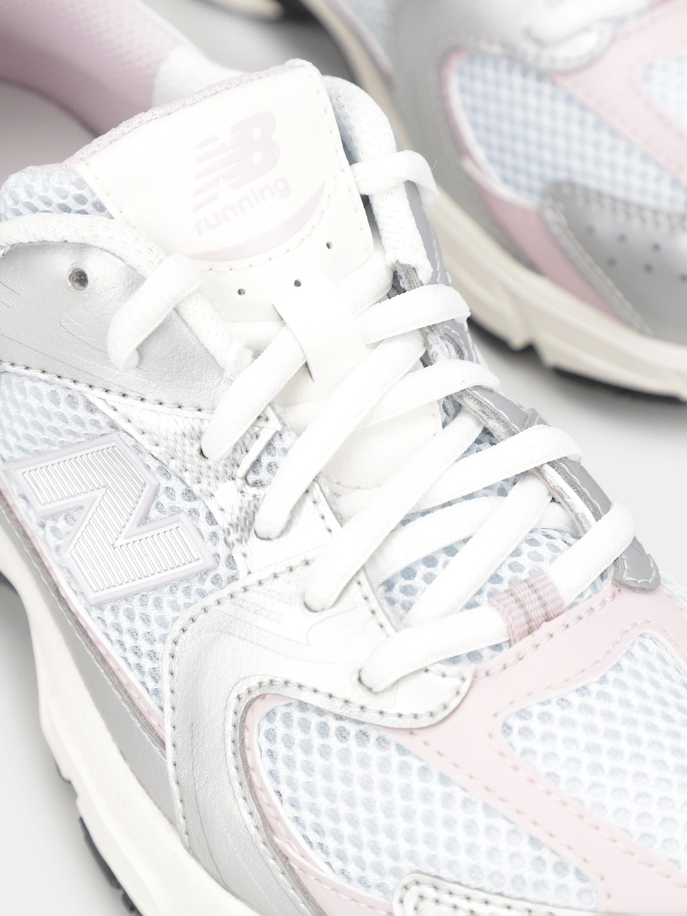 Кроссовки New Balance 530 модель GR530ZB Кроссовки New Balance 530 модель GR530ZB Фото