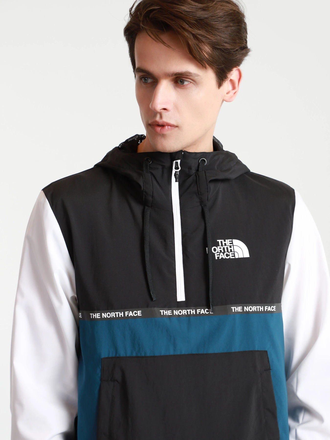 Куртки та дублянки The North Face Mountain Athletics модель NF0A5575ZBX1 Куртки та дублянки The North Face Mountain Athletics модель NF0A5575ZBX1 Фото
