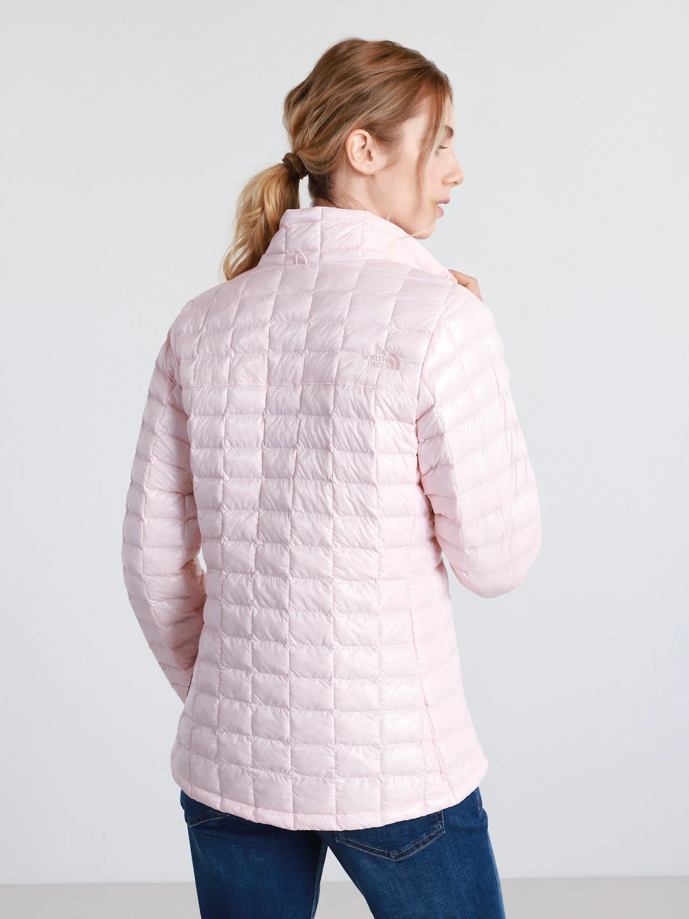Куртки и дубленки The North Face ThermoBall™ Eco модель NF0A55AWWC61 Куртки и дубленки The North Face ThermoBall™ Eco модель NF0A55AWWC61 Фото