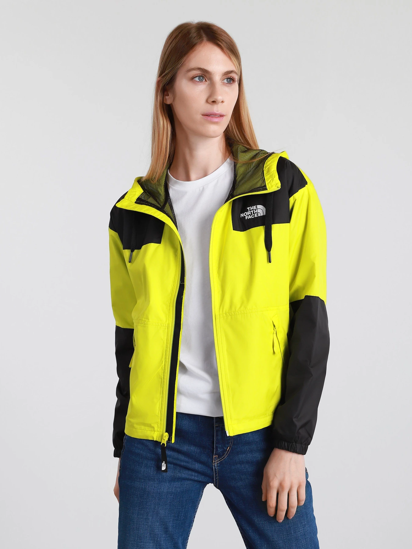 Куртки та дублянки The North Face Sheru модель NF0A4C9HJE31 Фото