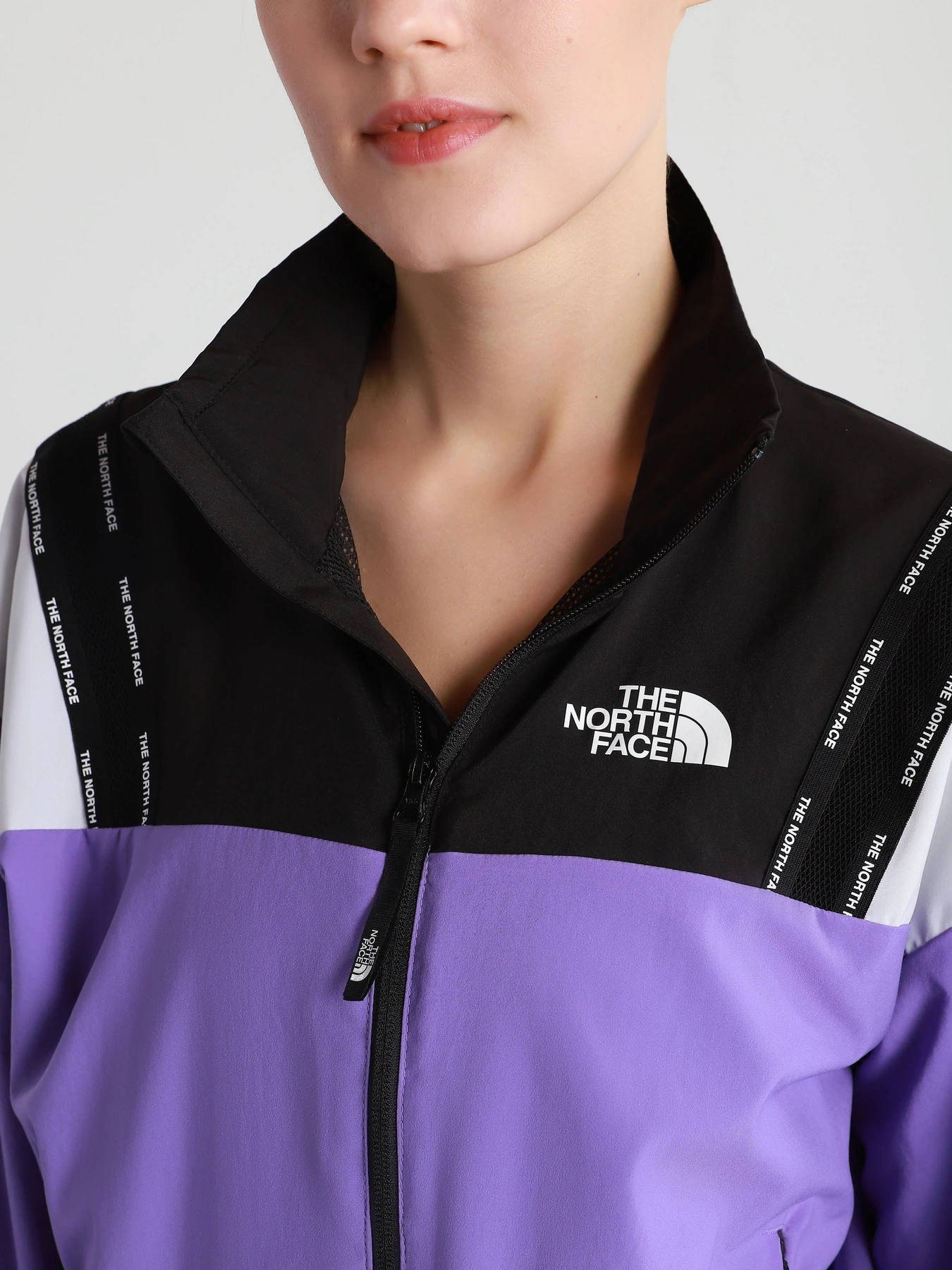 Куртки та дублянки The North Face Mountain Athletics модель NF0A5563ZBS1 Куртки та дублянки The North Face Mountain Athletics модель NF0A5563ZBS1 Фото