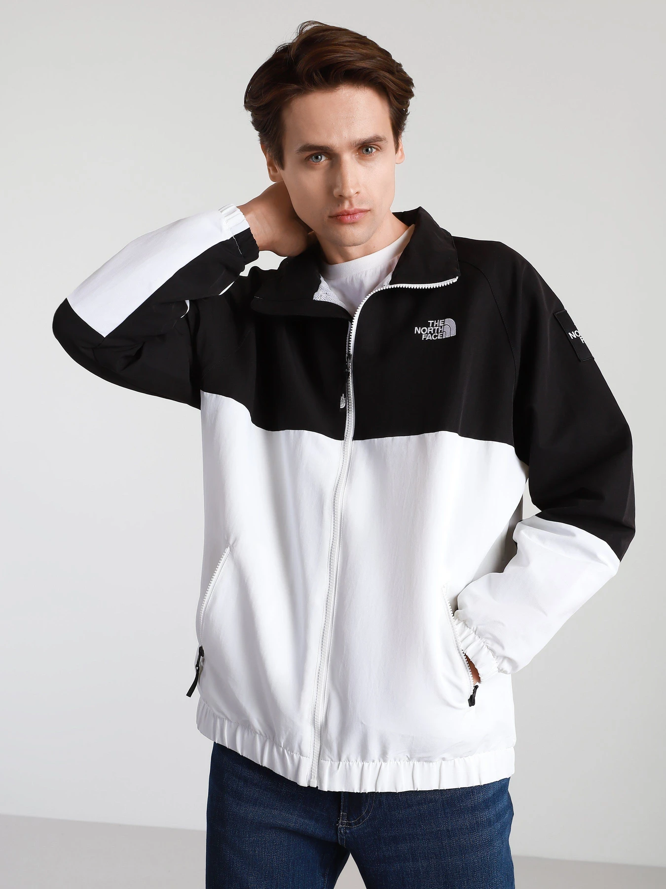 Куртки и дубленки The North Face Black Box Track Top модель NF0A55BTFN41 Куртки и дубленки The North Face Black Box Track Top модель NF0A55BTFN41 Фото