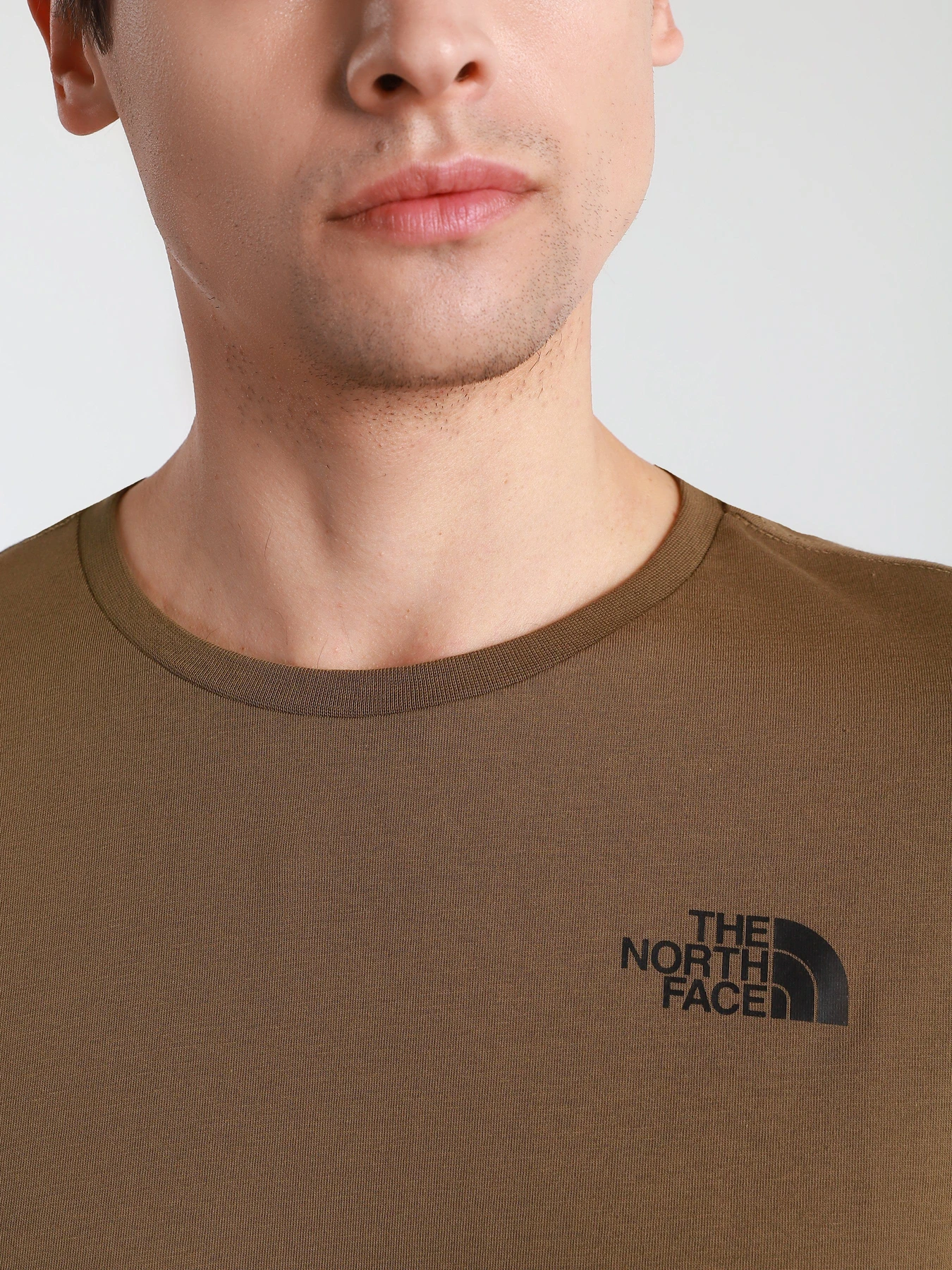 Худі та світшоти The North Face Easy Long-Sleeve модель NF0A2TX137U1 Фото