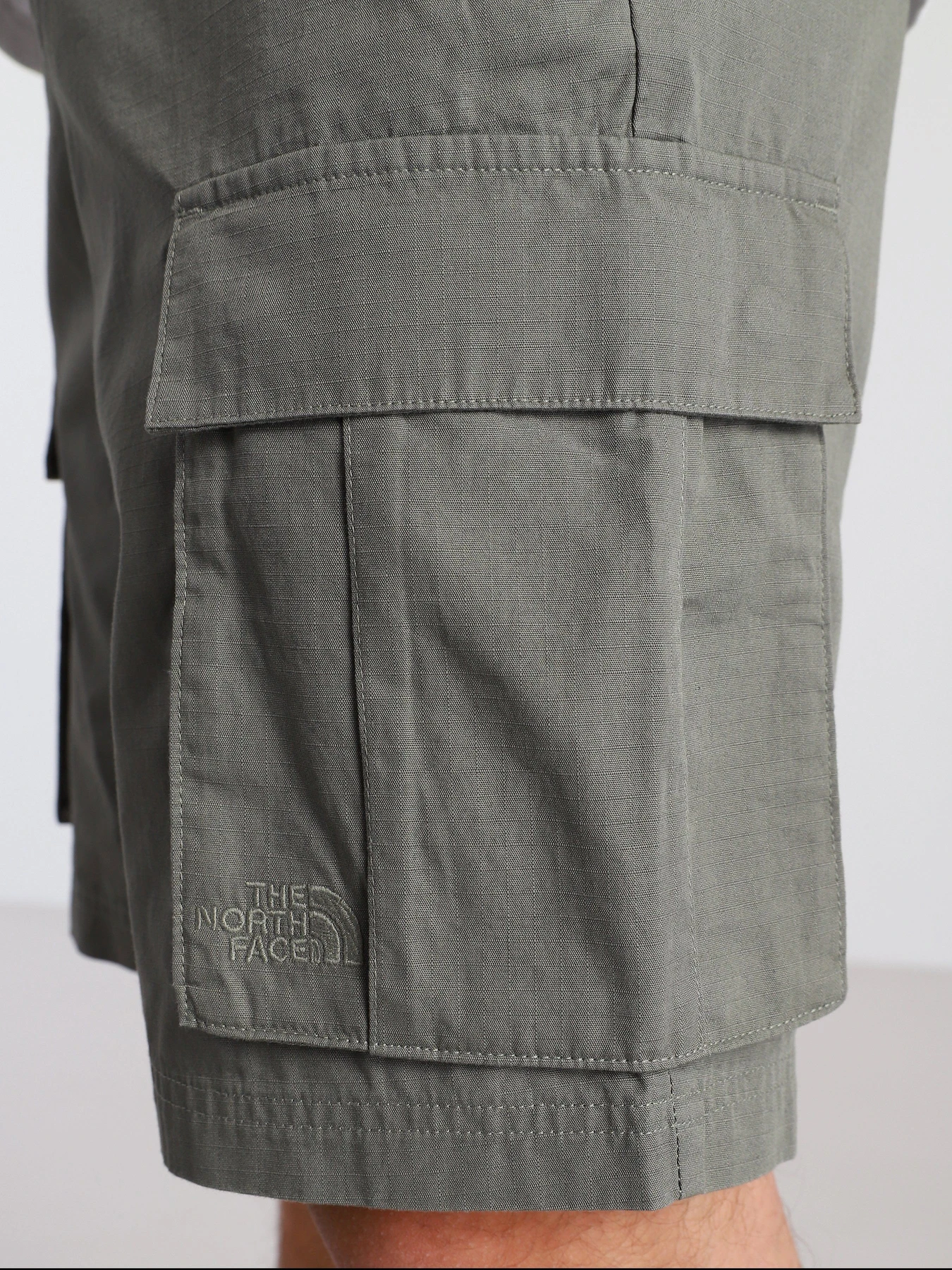 Шорты The North Face Anticline модель NF0A55B6V381 Шорты The North Face Anticline модель NF0A55B6V381 Фото