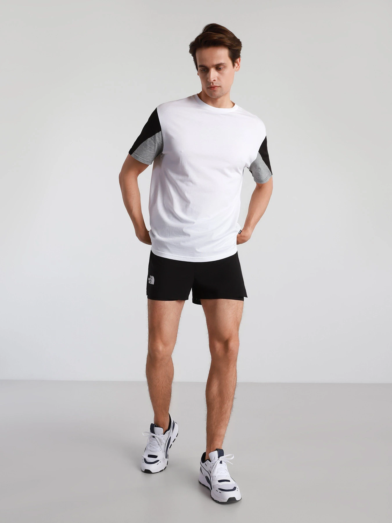 Шорты The North Face Flight Stridelight 2 In 1 модель NF0A537IJK31 Шорты The North Face Flight Stridelight 2 In 1 модель NF0A537IJK31 Фото