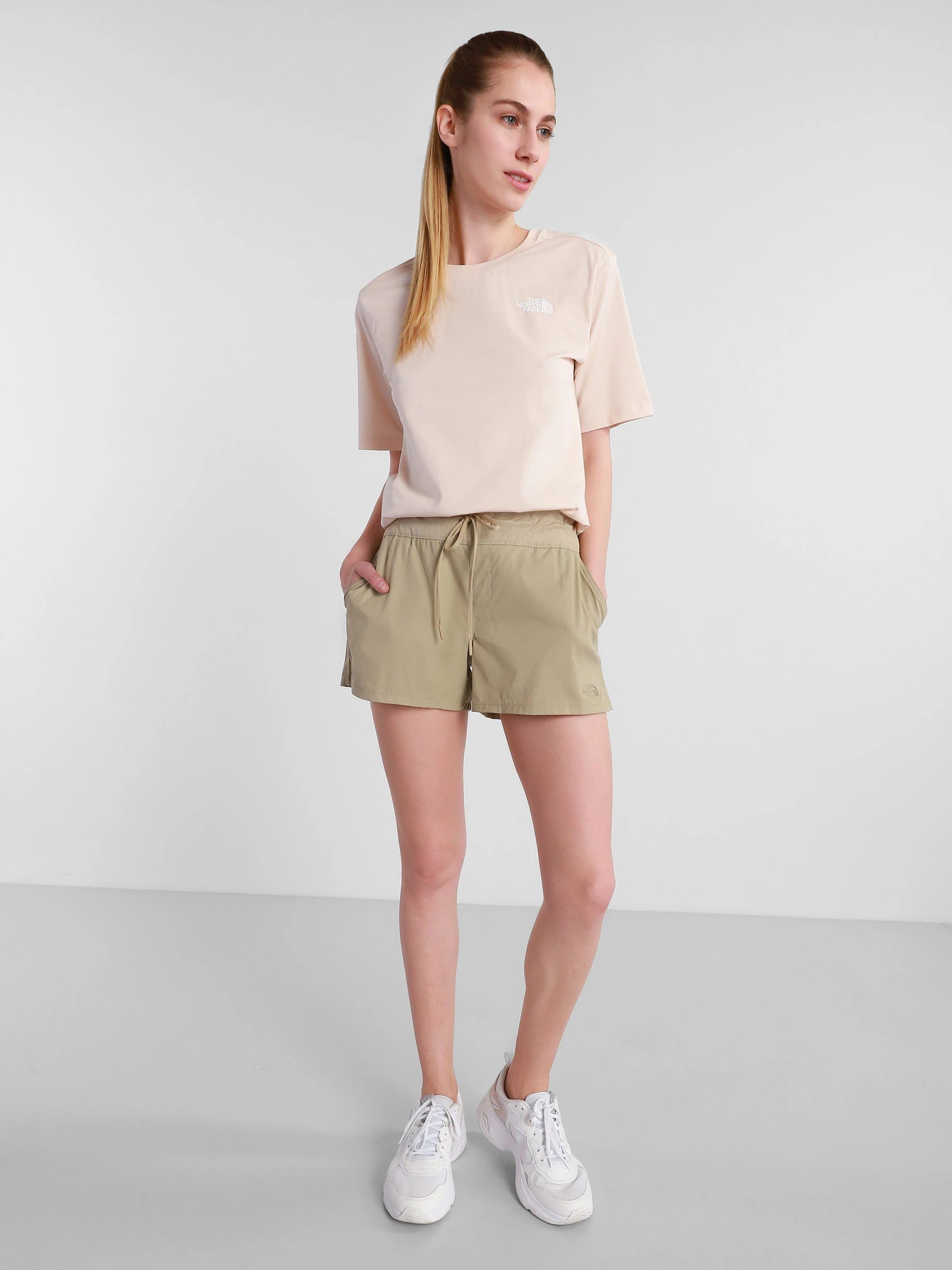 Шорты The North Face Aphrodite Motion модель NF0A4AQFZDL1 Шорты The North Face Aphrodite Motion модель NF0A4AQFZDL1 Фото
