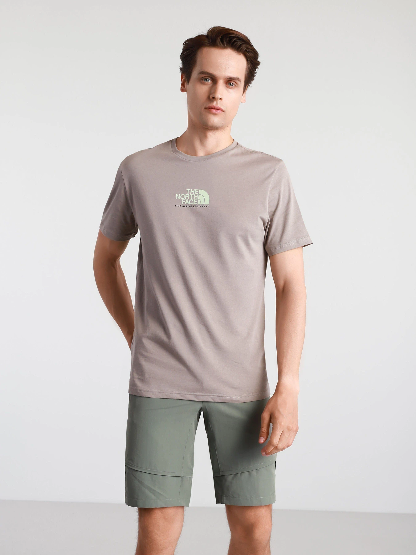 Футболки и поло The North Face Fine Alpine Equipment модель NF0A4SZUVQ81 Футболки и поло The North Face Fine Alpine Equipment модель NF0A4SZUVQ81 Фото