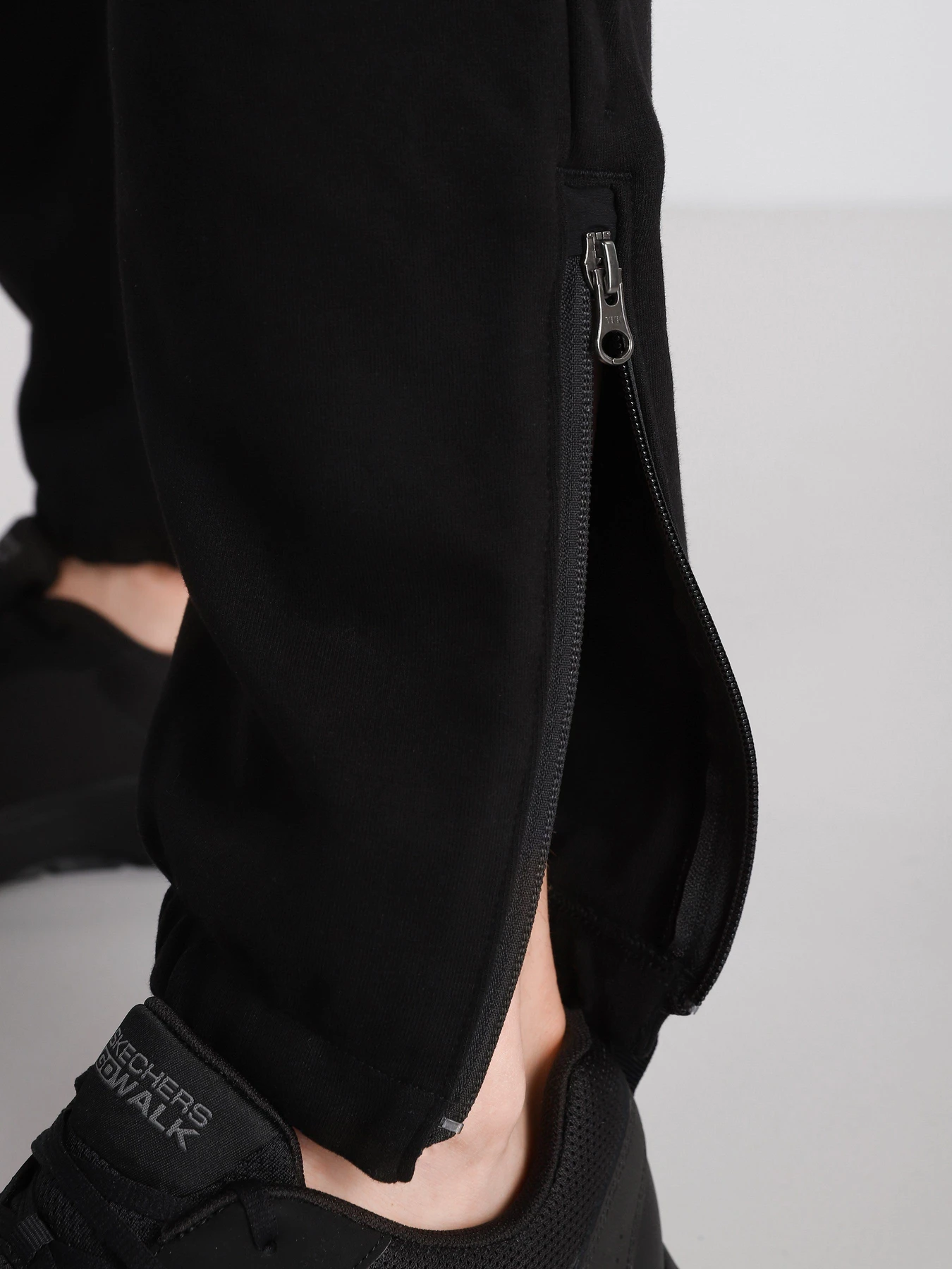 Штани The North Face Tech Pant модель NF0A5312JK31 Штани The North Face Tech Pant модель NF0A5312JK31 Фото
