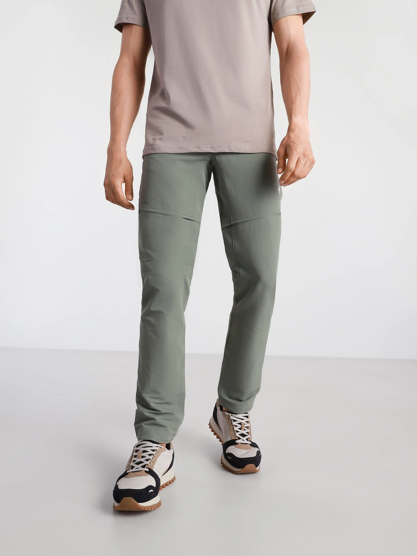 Брюки The North Face Lightning модель NF0A556PV381 Фото