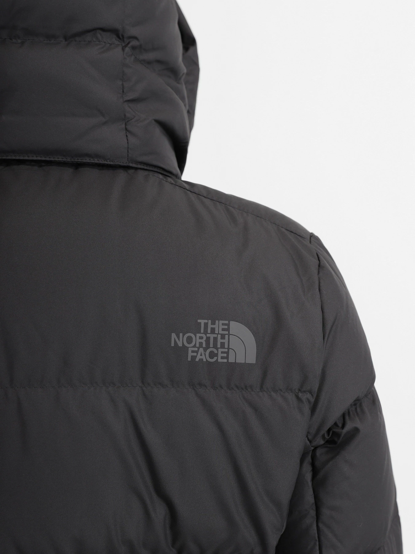Куртки и дубленки The North Face Metropolis модель NF0A5GDSJK31 Фото
