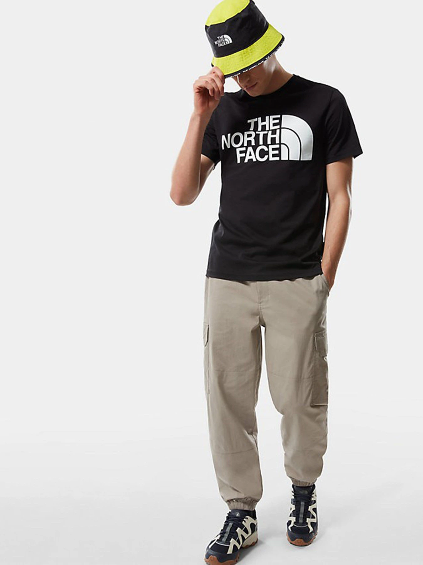 Футболки і поло The North Face Standard Ls Basic Logo модель NF0A4M7XJK31 Футболки і поло The North Face Standard Ls Basic Logo модель NF0A4M7XJK31 Фото