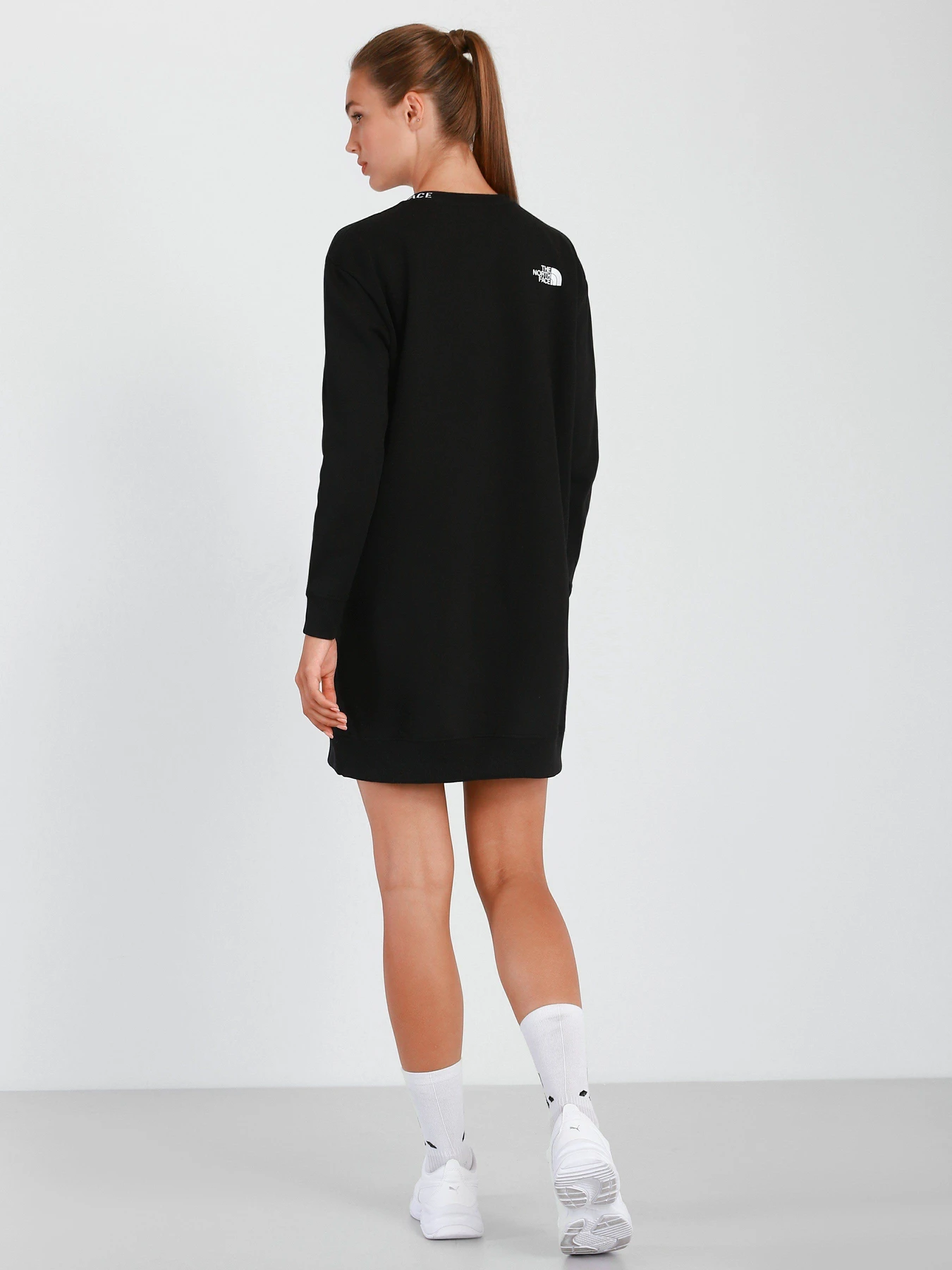 Платья The North Face Zumu модель NF0A5ILPJK31 Платья The North Face Zumu модель NF0A5ILPJK31 Фото