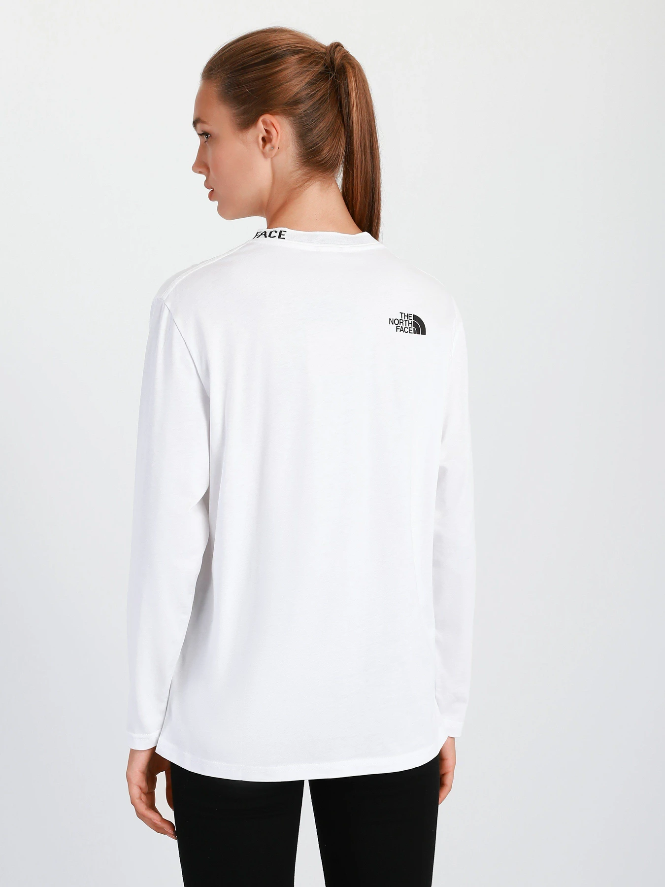 Худи и свитшоты The North Face New Zumu модель NF0A5ILWFN41 Худи и свитшоты The North Face New Zumu модель NF0A5ILWFN41 Фото