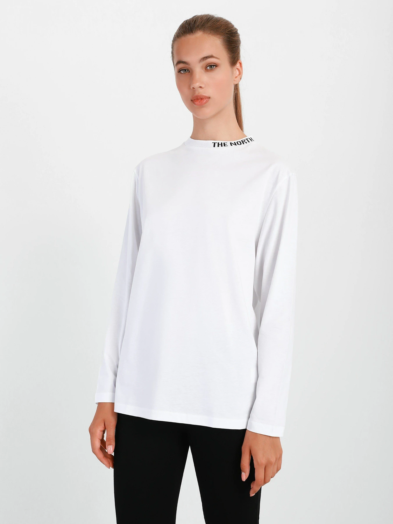 Худи и свитшоты The North Face New Zumu модель NF0A5ILWFN41 Худи и свитшоты The North Face New Zumu модель NF0A5ILWFN41 Фото