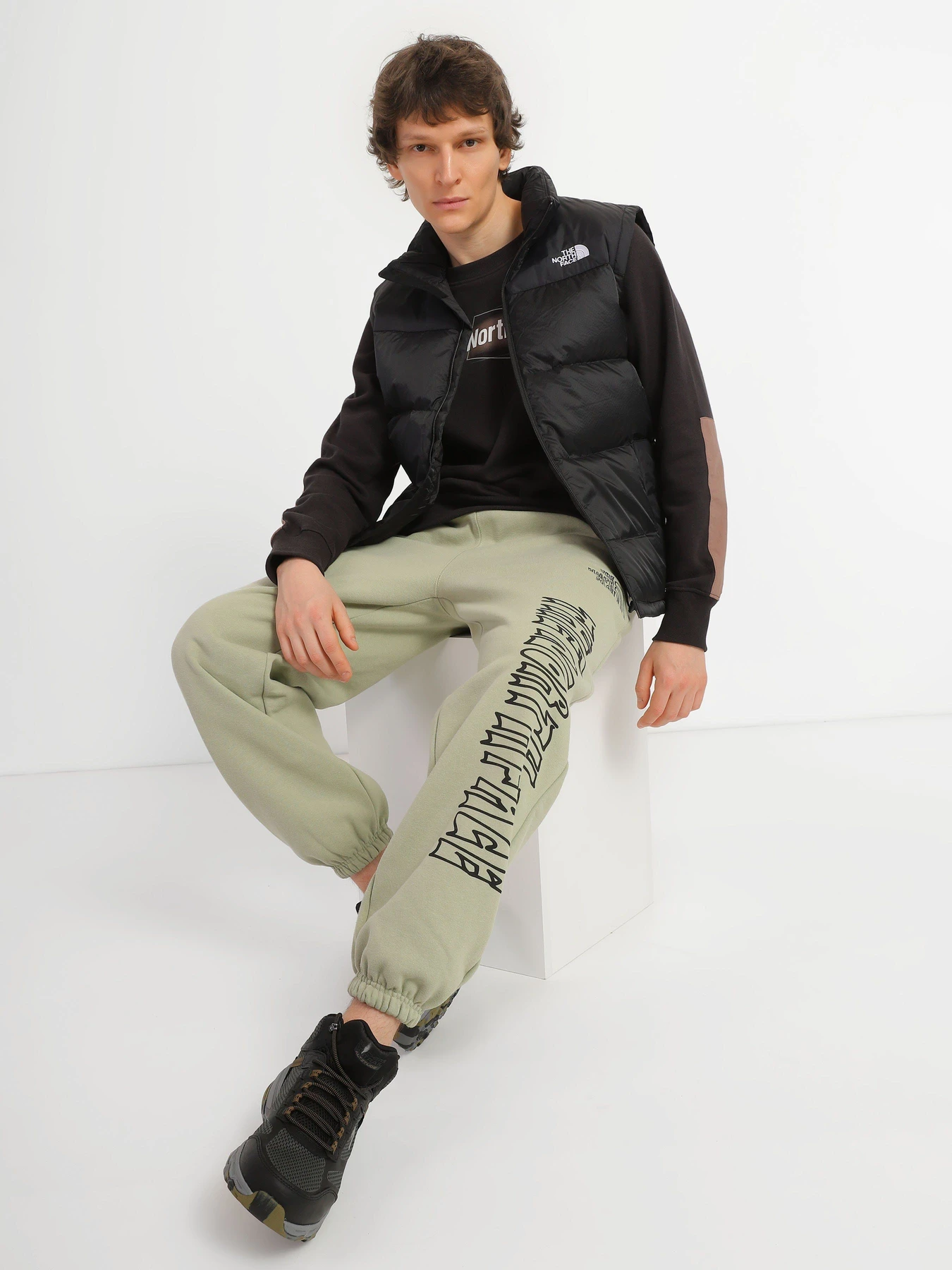 Куртки и дубленки The North Face Diablo Down Gilet модель NF0A4M9KKX71 Куртки и дубленки The North Face Diablo Down Gilet модель NF0A4M9KKX71 Фото
