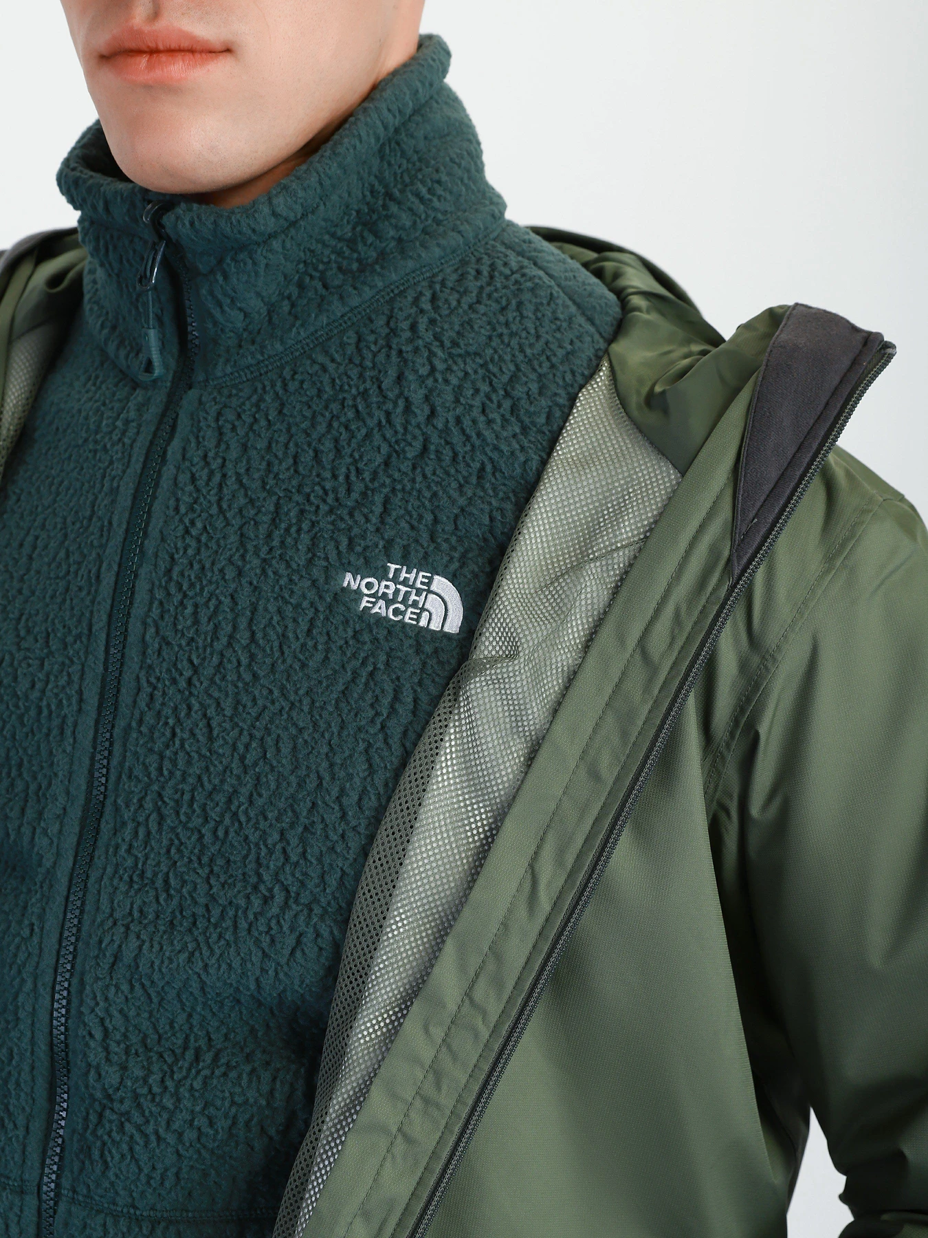 Куртки та дублянки The North Face Fleece Triclimate модель NF0A5IBN2391 Куртки та дублянки The North Face Fleece Triclimate модель NF0A5IBN2391 Фото