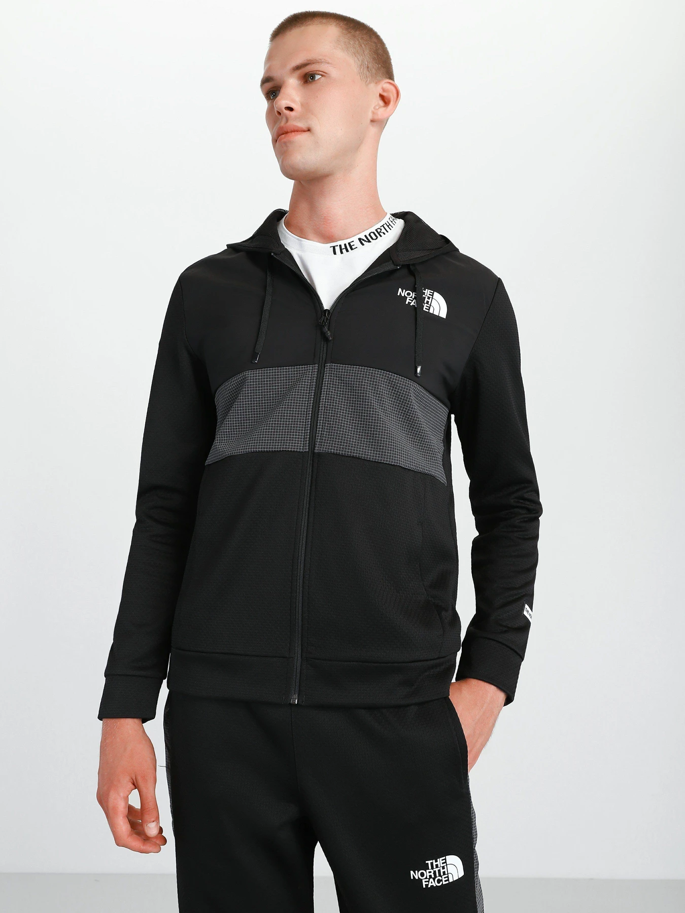 Худи и свитшоты The North Face Mountain Athletics модель NF0A5IBVJK31 Худи и свитшоты The North Face Mountain Athletics модель NF0A5IBVJK31 Фото