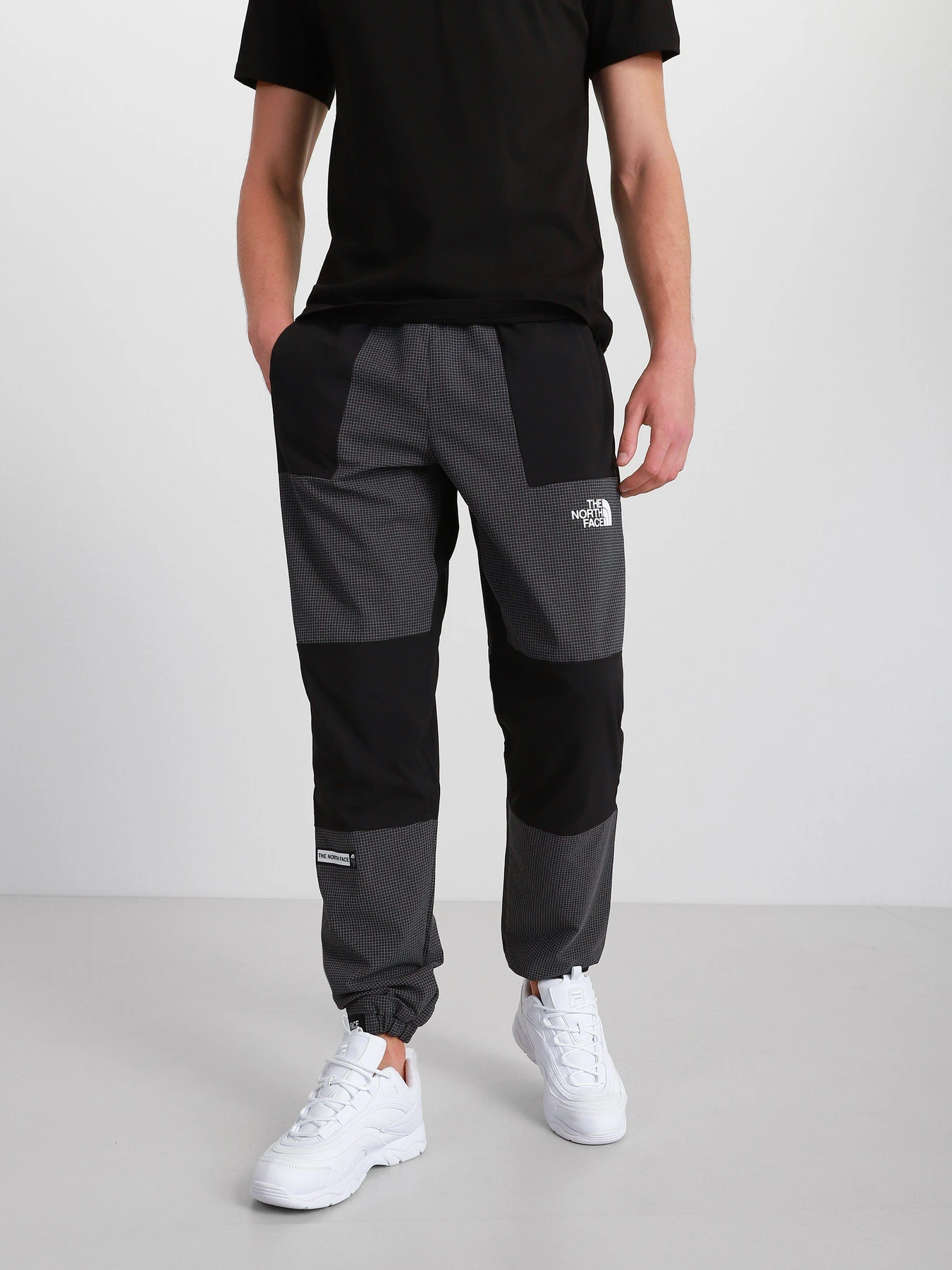 Брюки The North Face модель NF0A5IBTJK31 Фото