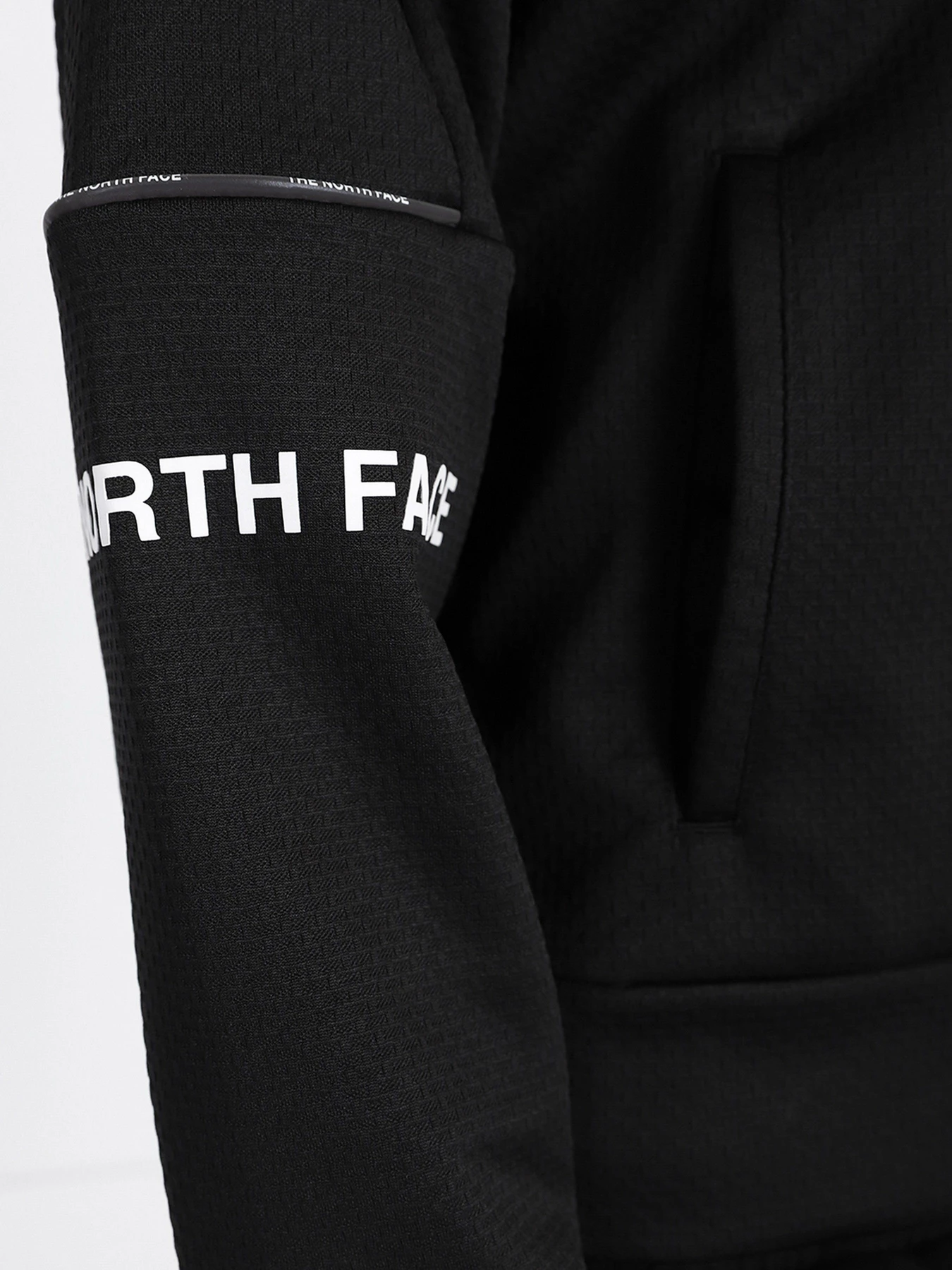 Худи и свитшоты The North Face Mountain Athletics модель NF0A55HEJK31 Худи и свитшоты The North Face Mountain Athletics модель NF0A55HEJK31 Фото