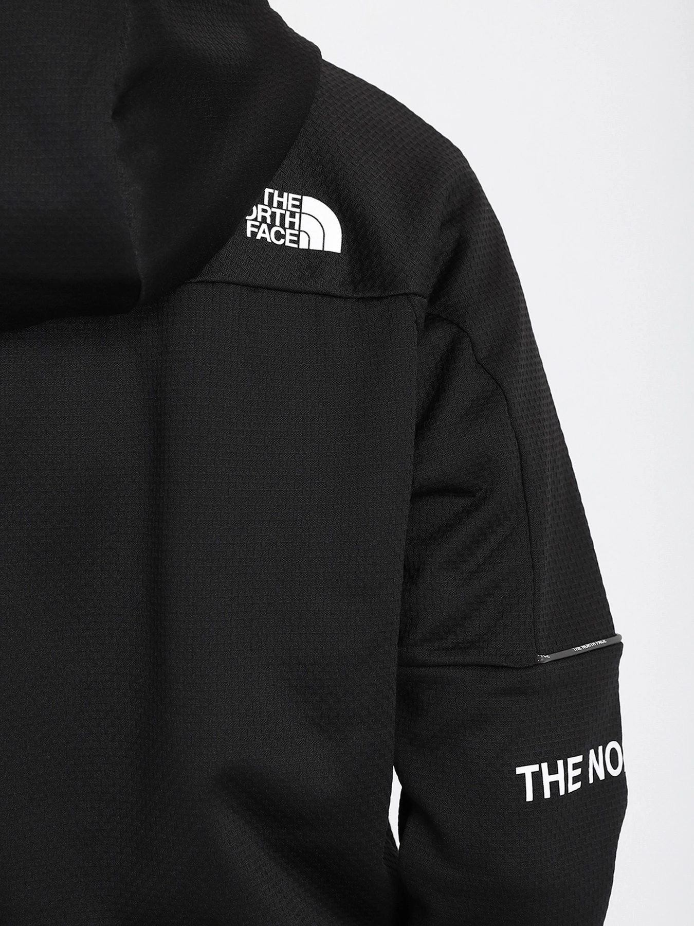 Худи и свитшоты The North Face Mountain Athletics модель NF0A55HEJK31 Худи и свитшоты The North Face Mountain Athletics модель NF0A55HEJK31 Фото