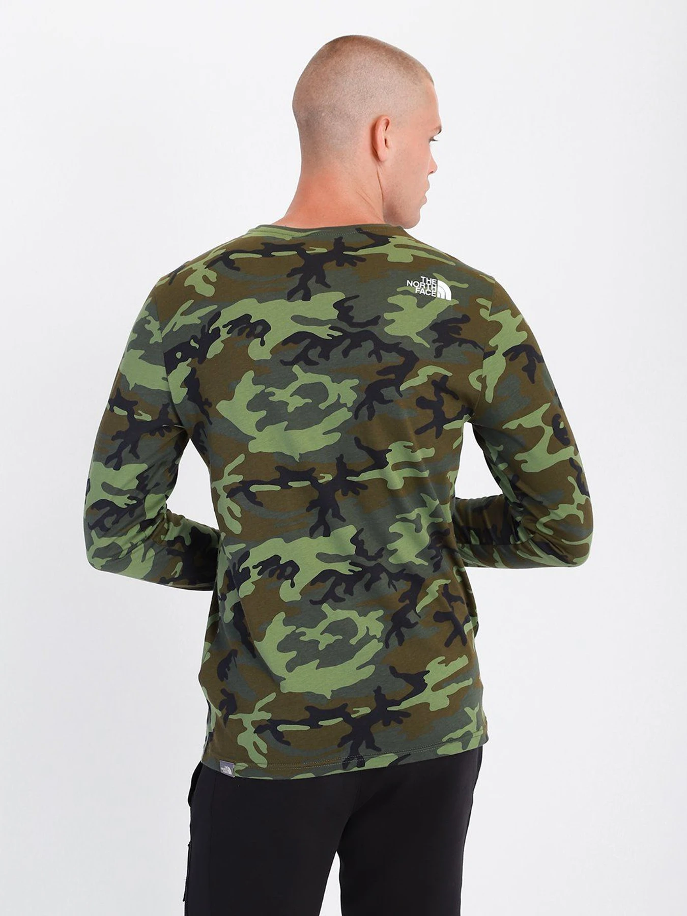 Худі та світшоти The North Face Simple Dome модель NF0A3L3B2871 Худі та світшоти The North Face Simple Dome модель NF0A3L3B2871 Фото
