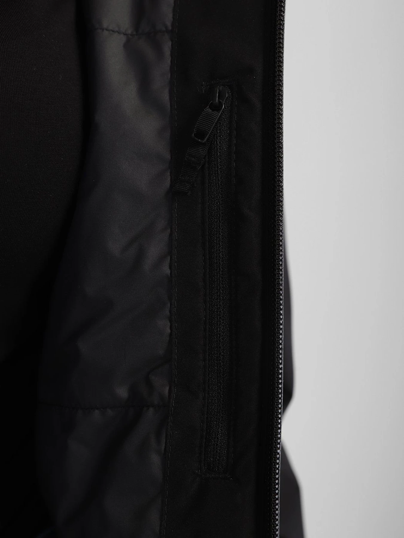 Куртки и дубленки The North Face Descendit модель NF0A4R1RKX71 Фото