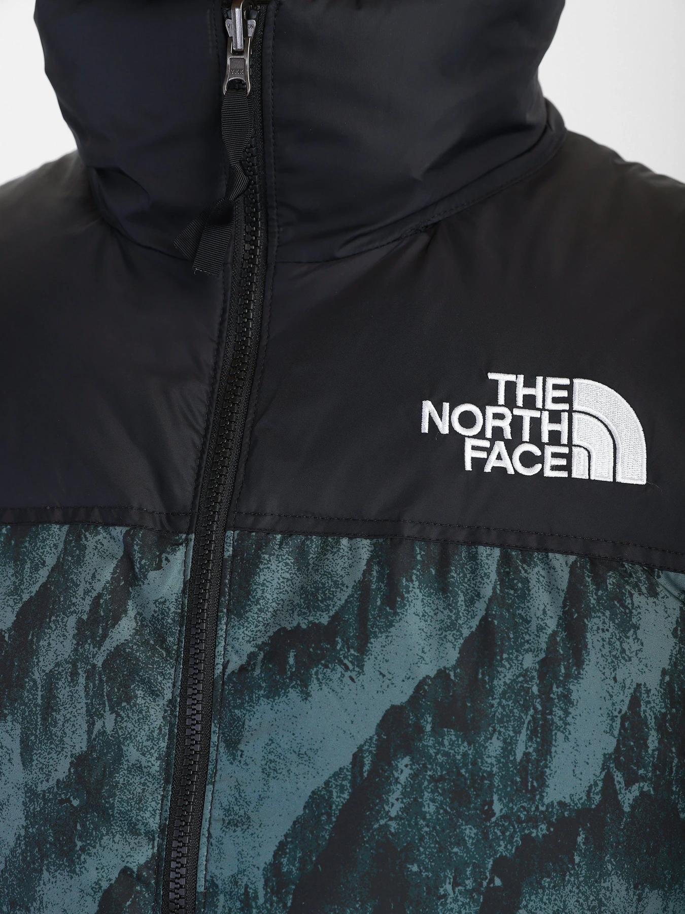 Куртки и дубленки The North Face 1996 Retro Nuptse модель NF0A5IX529L1 Куртки и дубленки The North Face 1996 Retro Nuptse модель NF0A5IX529L1 Фото