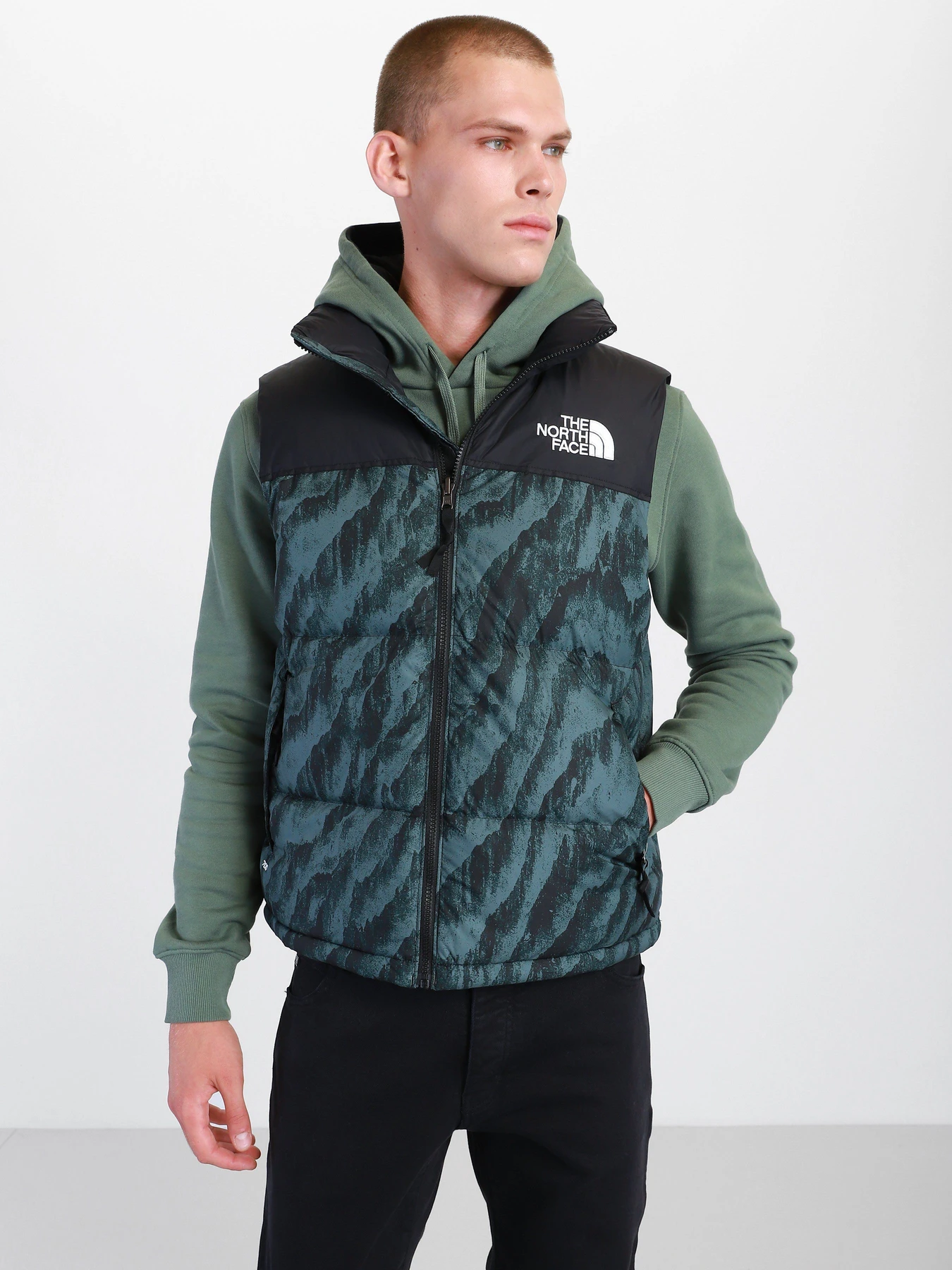 Куртки и дубленки The North Face 1996 Retro Nuptse модель NF0A5IX529L1 Куртки и дубленки The North Face 1996 Retro Nuptse модель NF0A5IX529L1 Фото