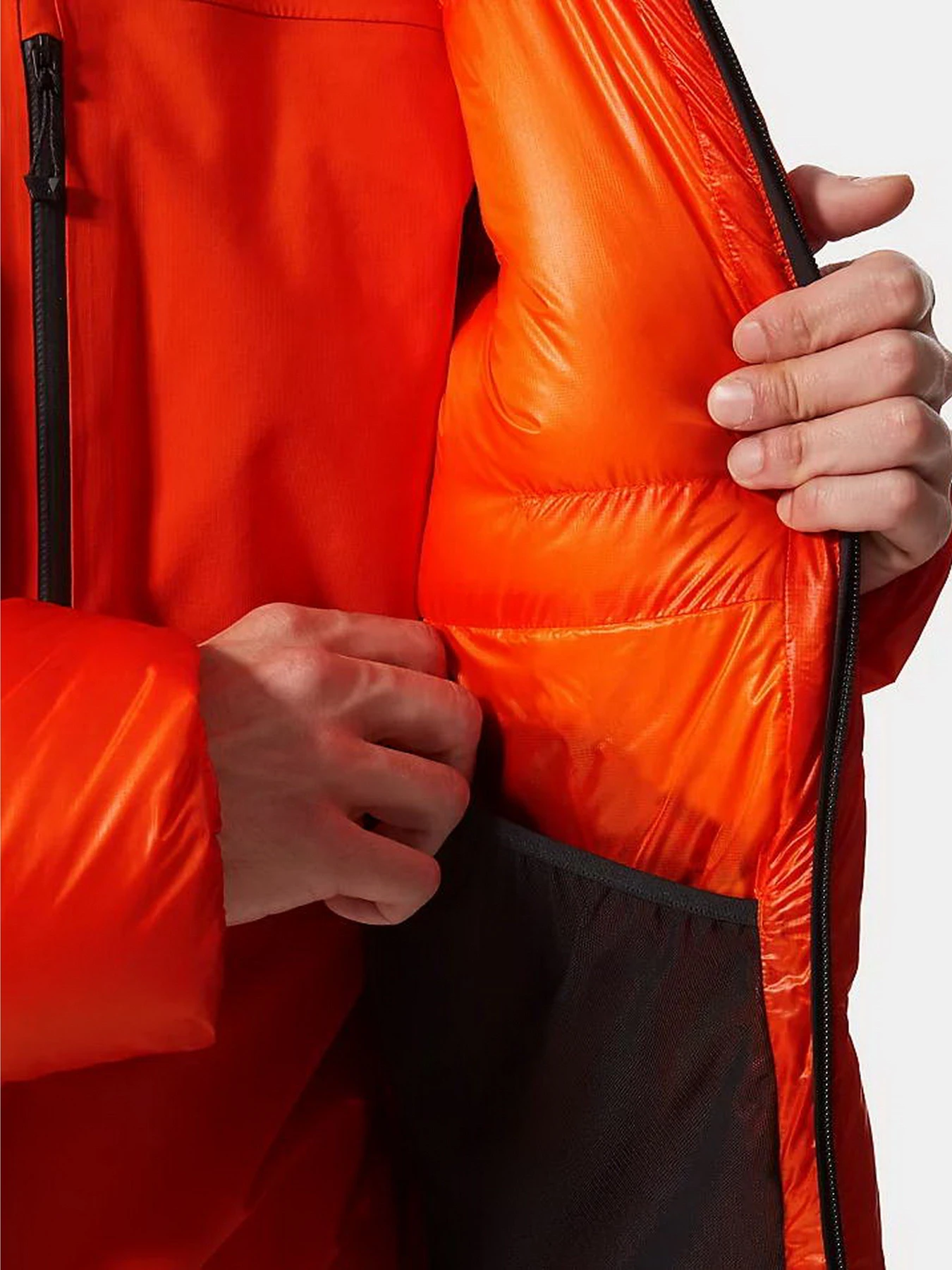 Куртки и дубленки The North Face Summit L6 Cloud Down модель NF0A5ABGA6M1 Куртки и дубленки The North Face Summit L6 Cloud Down модель NF0A5ABGA6M1 Фото