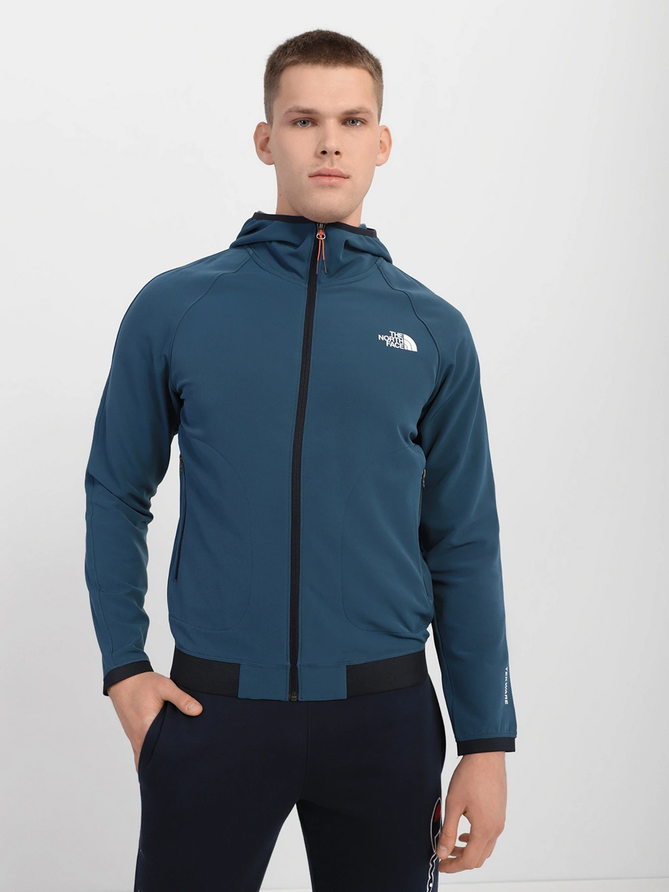 Худі та світшоти The North Face Tekware® Fleece Full Zip модель NF0A5GF5BH71 Худі та світшоти The North Face Tekware® Fleece Full Zip модель NF0A5GF5BH71 Фото