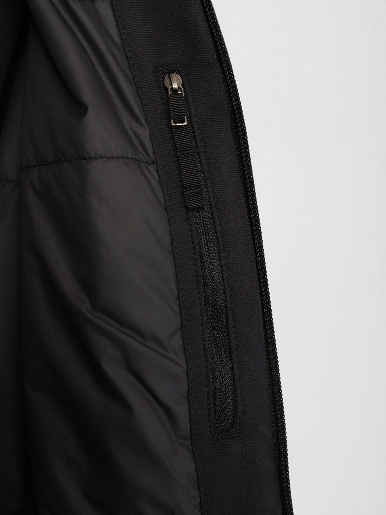 Куртки та дублянки The North Face Mount Bre модель NF0A4QX4JK31 Куртки та дублянки The North Face Mount Bre модель NF0A4QX4JK31 Фото