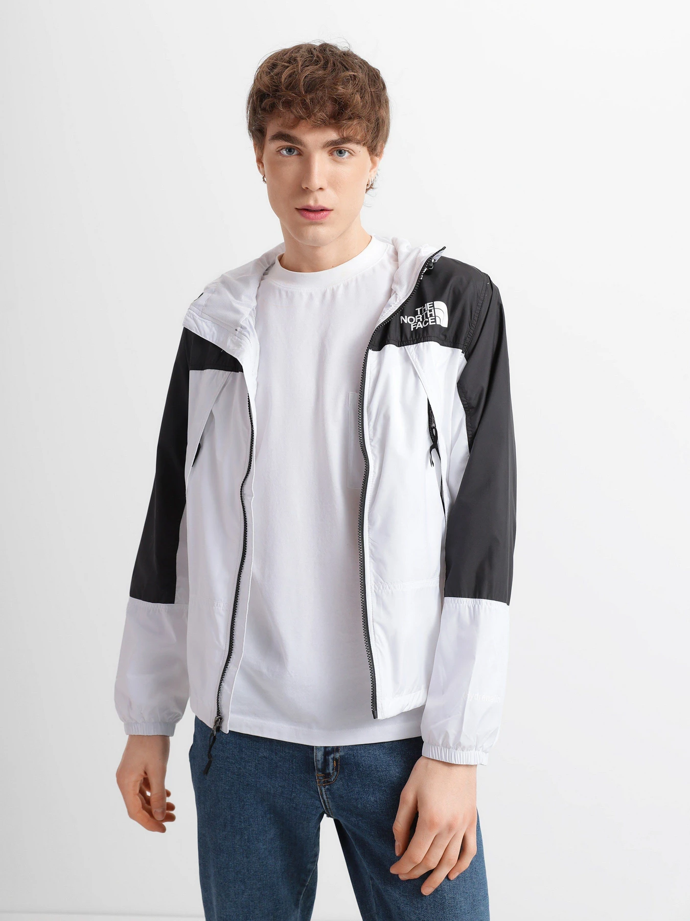 Куртки та дублянки The North Face Hydrenaline™ Wind модель NF0A53C1FN41 Куртки та дублянки The North Face Hydrenaline™ Wind модель NF0A53C1FN41 Фото
