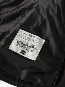 Куртки та дублянки The North Face New Mountain Q модель NF0A5IG2JK31 Фото